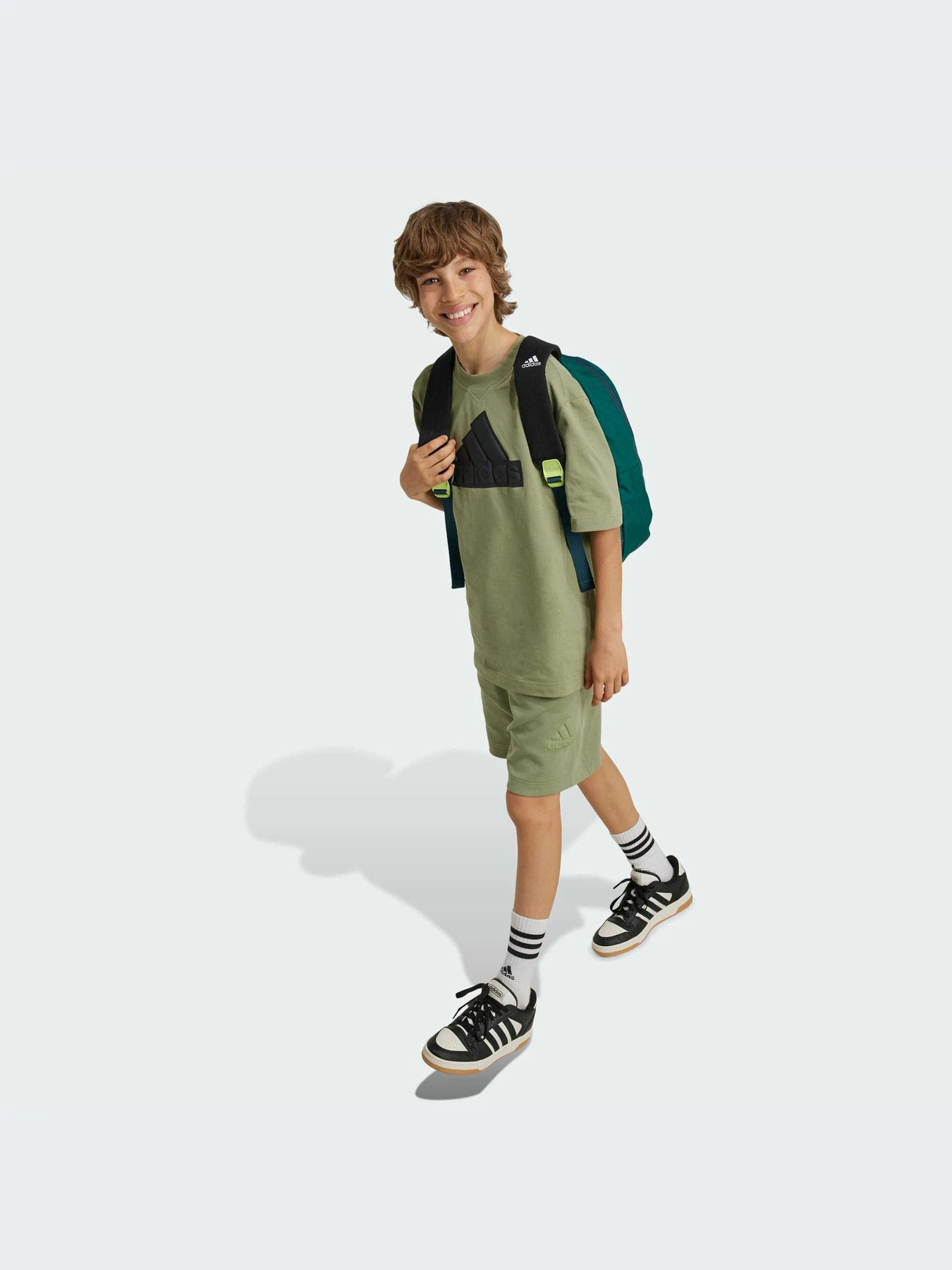 Шорты Adidas модель IX3617 Фото