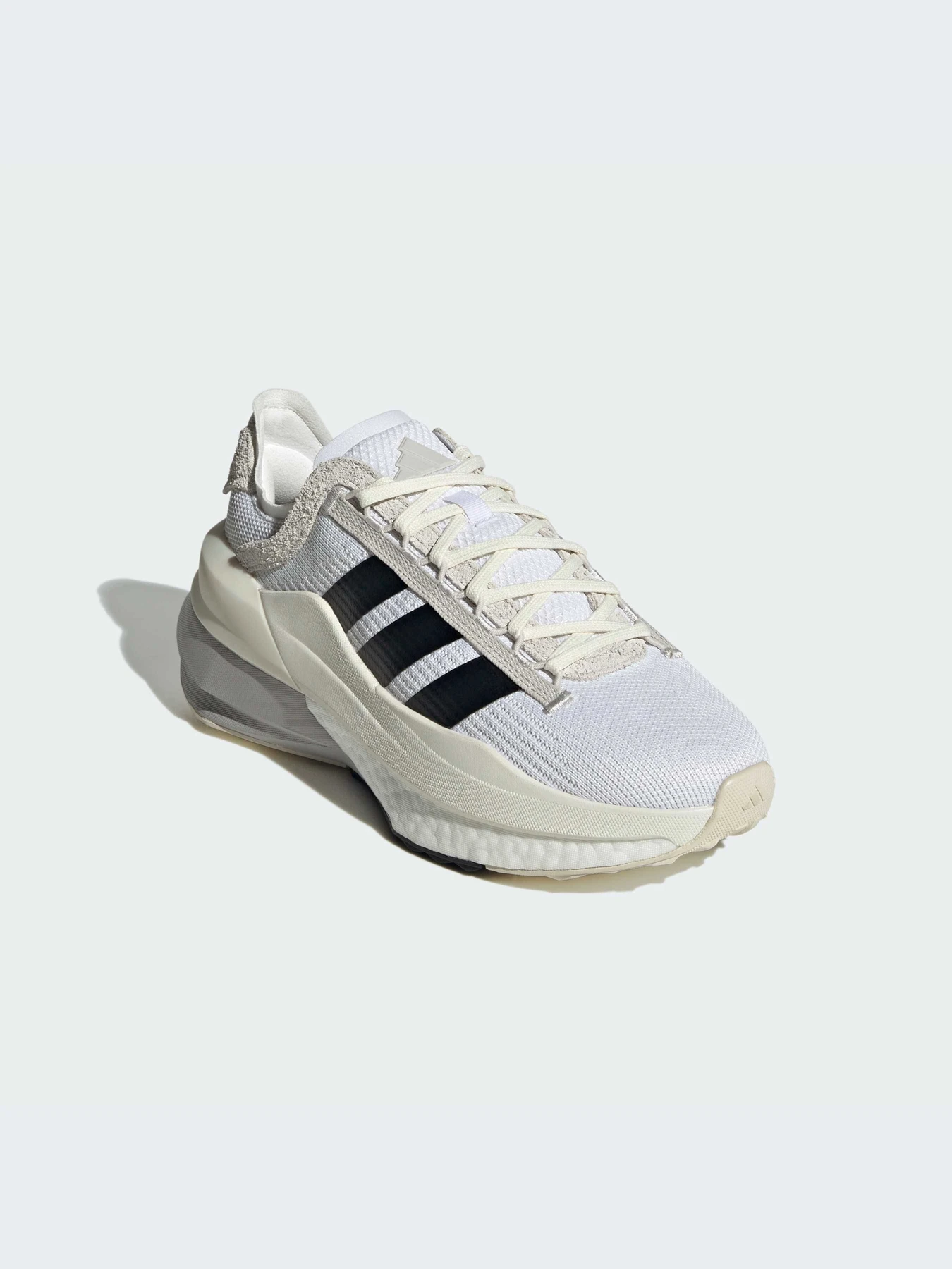 Кросівки Adidas AVRYN модель JH6664 Фото