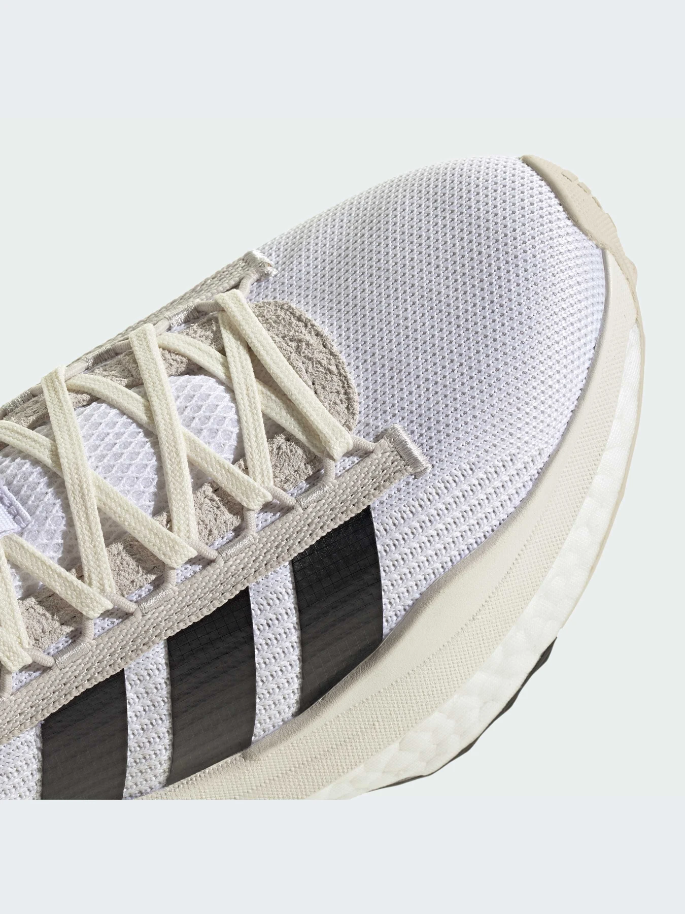 Кросівки Adidas AVRYN модель JH6664 Фото