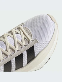 Кросівки Adidas AVRYN модель JH6664 Фото
