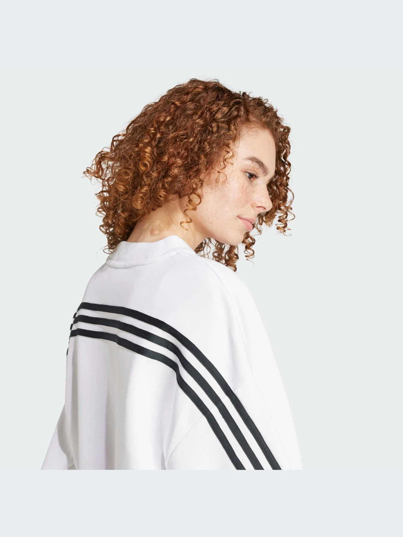 Худи и свитшоты Adidas 3 Stripes модель IZ0005 Худи и свитшоты Adidas 3 Stripes модель IZ0005 Фото