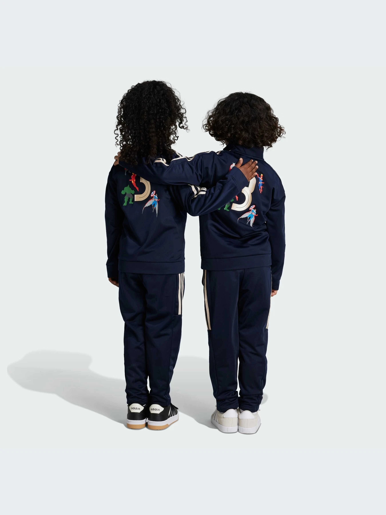 Костюмы Adidas x Disney модель IV9638 Фото