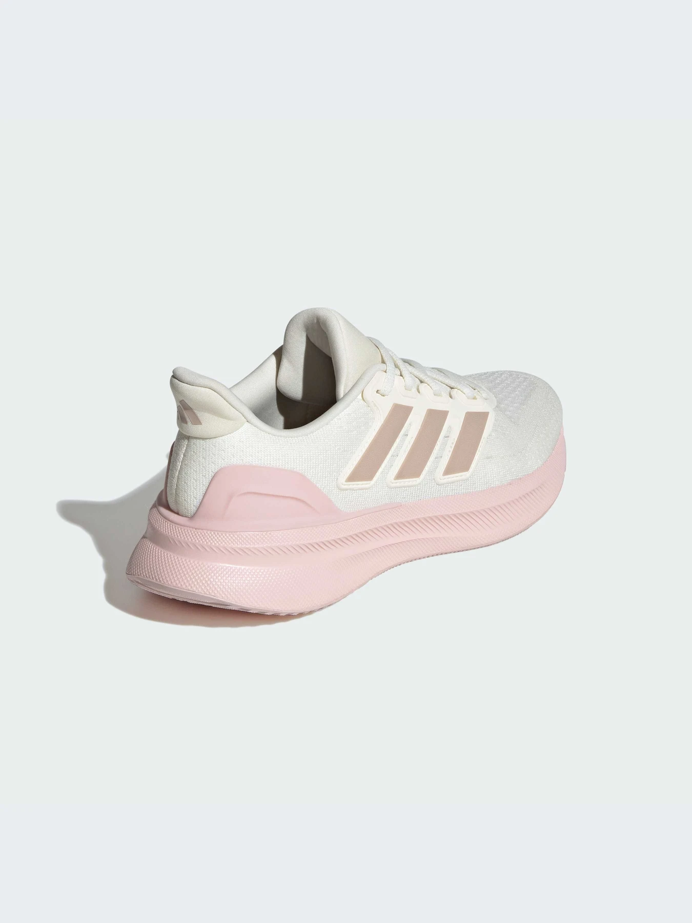 Кроссовки Adidas модель IE8800 Кроссовки Adidas модель IE8800 Фото
