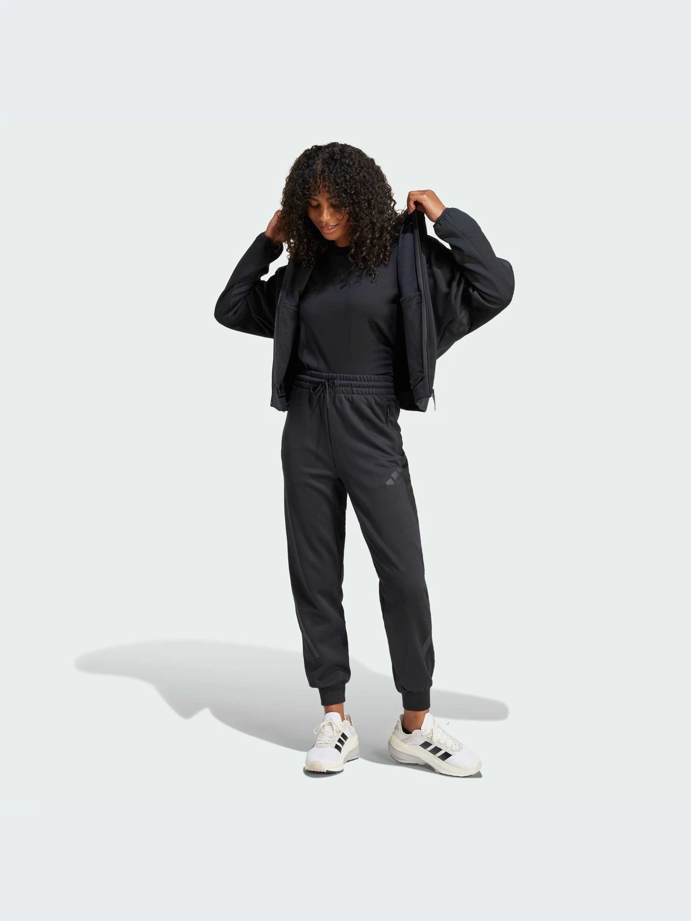 Штани Adidas ZNE модель JE7842 Штани Adidas ZNE модель JE7842 Фото