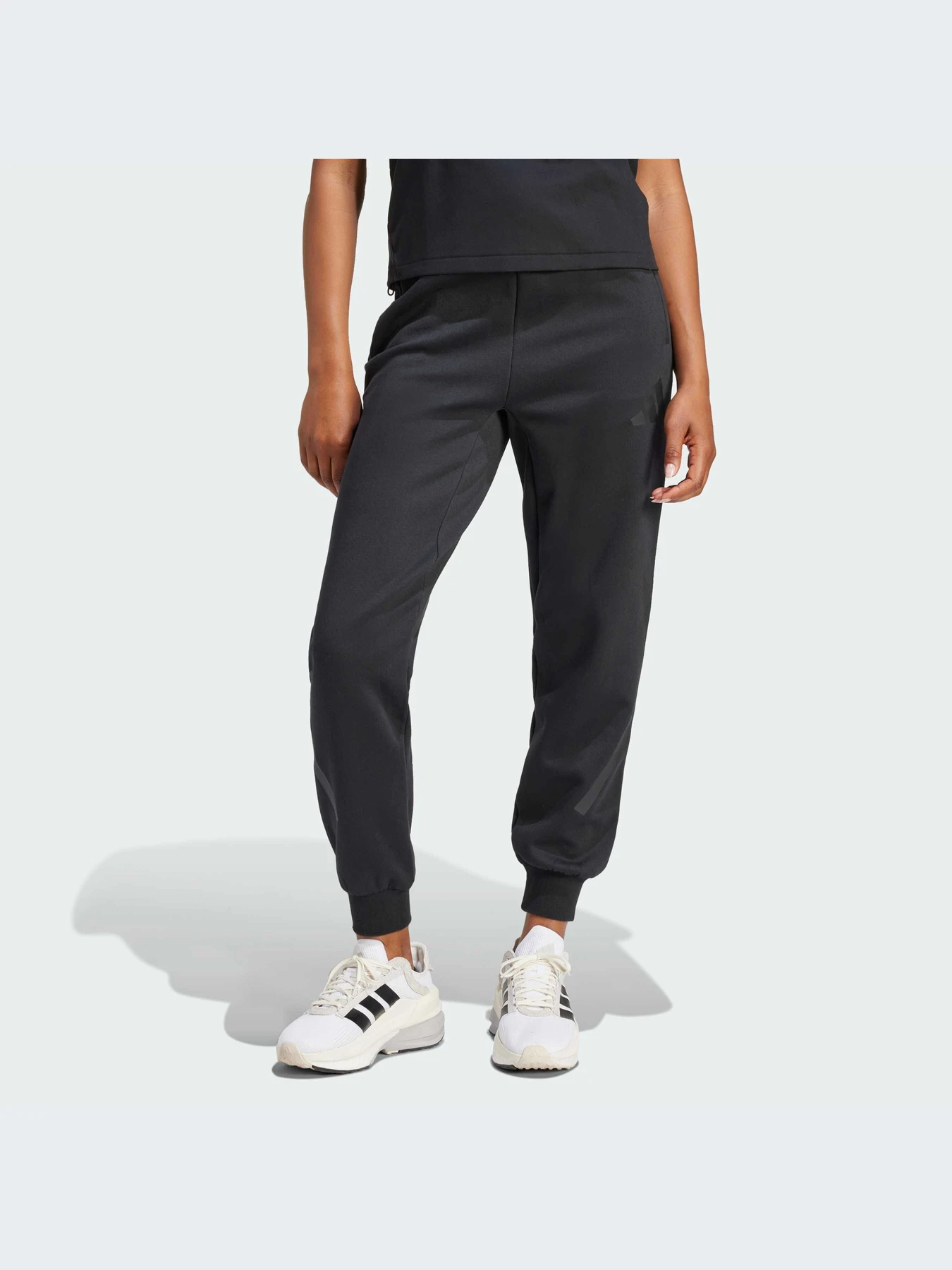 Штани Adidas ZNE модель JE7842 Штани Adidas ZNE модель JE7842 Фото