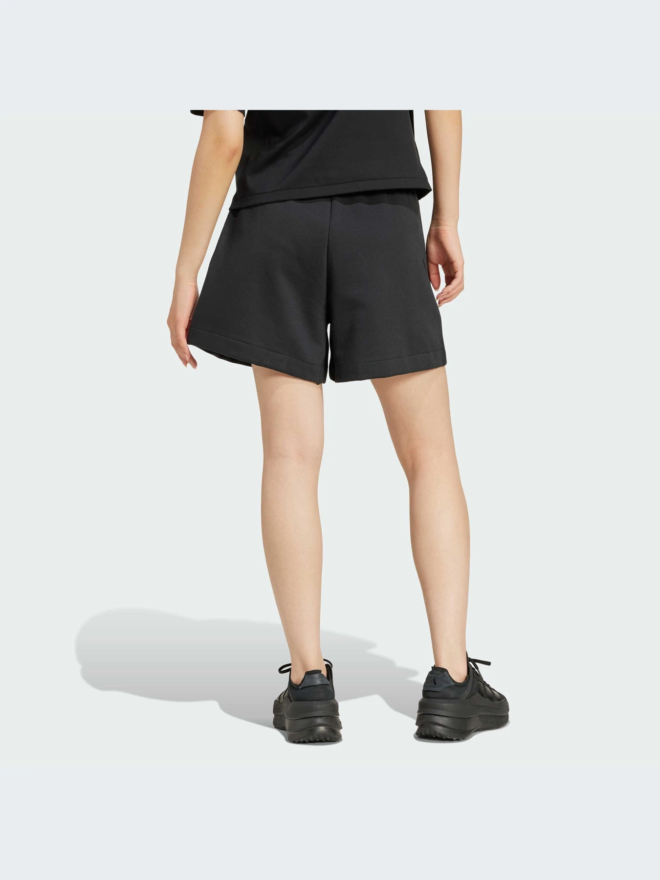 Шорты Adidas ZNE модель JE7845 Шорты Adidas ZNE модель JE7845 Фото