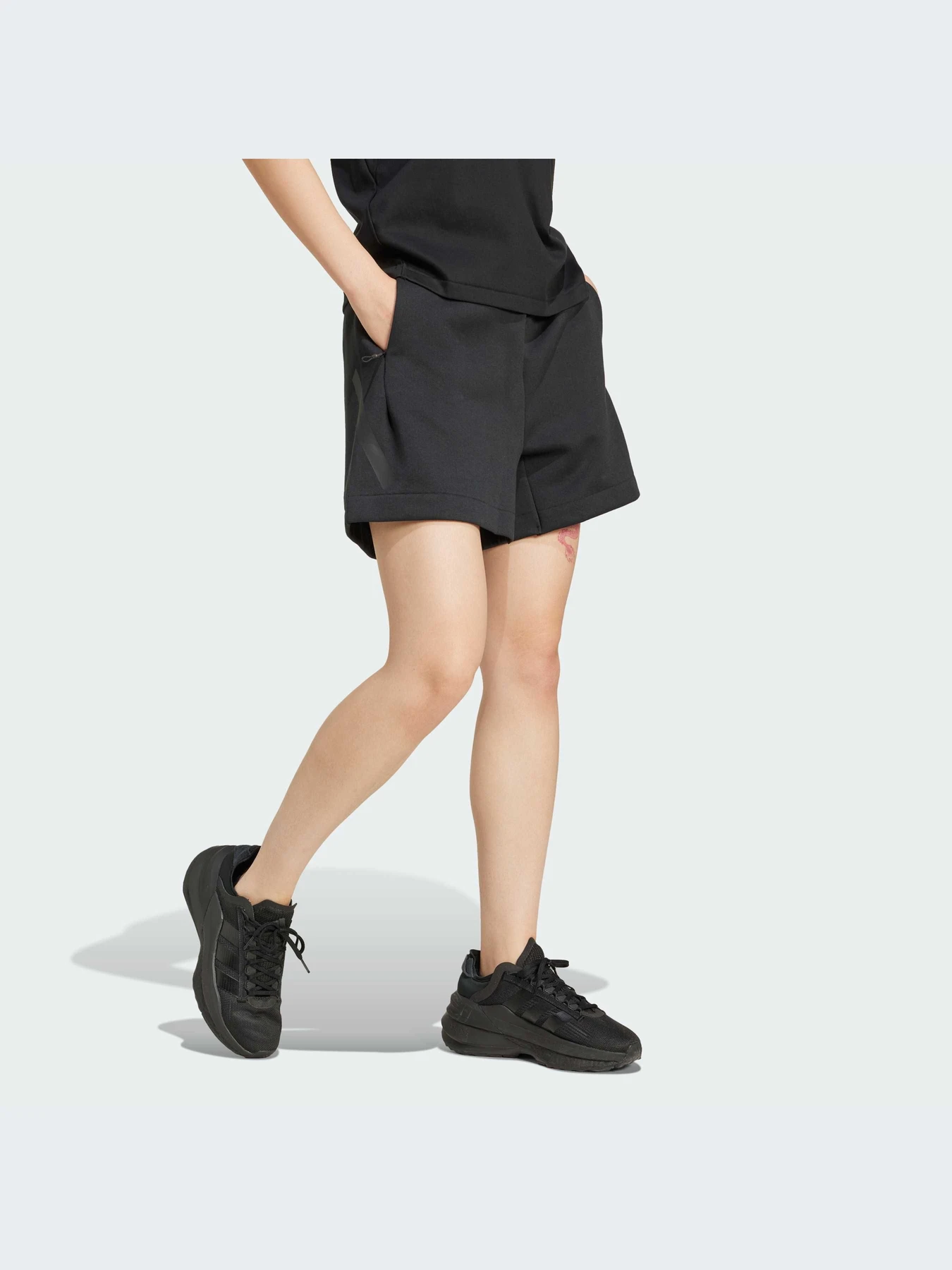 Шорты Adidas ZNE модель JE7845 Шорты Adidas ZNE модель JE7845 Фото