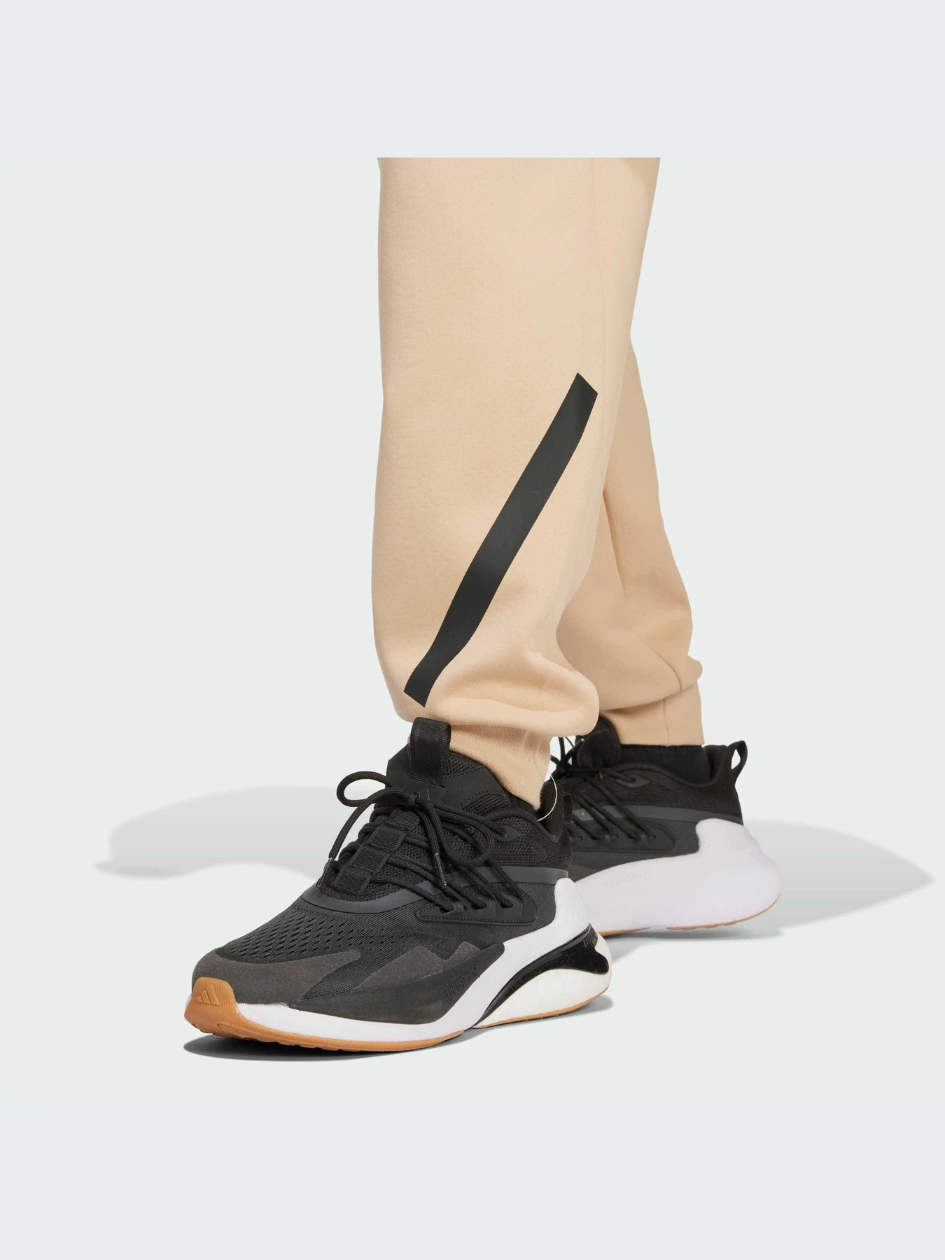 Штани Adidas ZNE модель JE7539 Штани Adidas ZNE модель JE7539 Фото