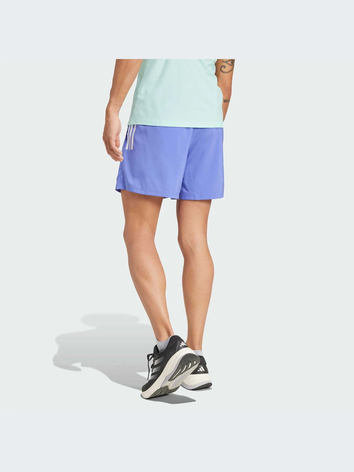 Шорты Adidas модель IZ4397 Шорты Adidas модель IZ4397 Фото