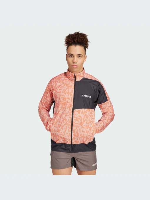 Куртки та дублянки Adidas модель IW9239 Фото