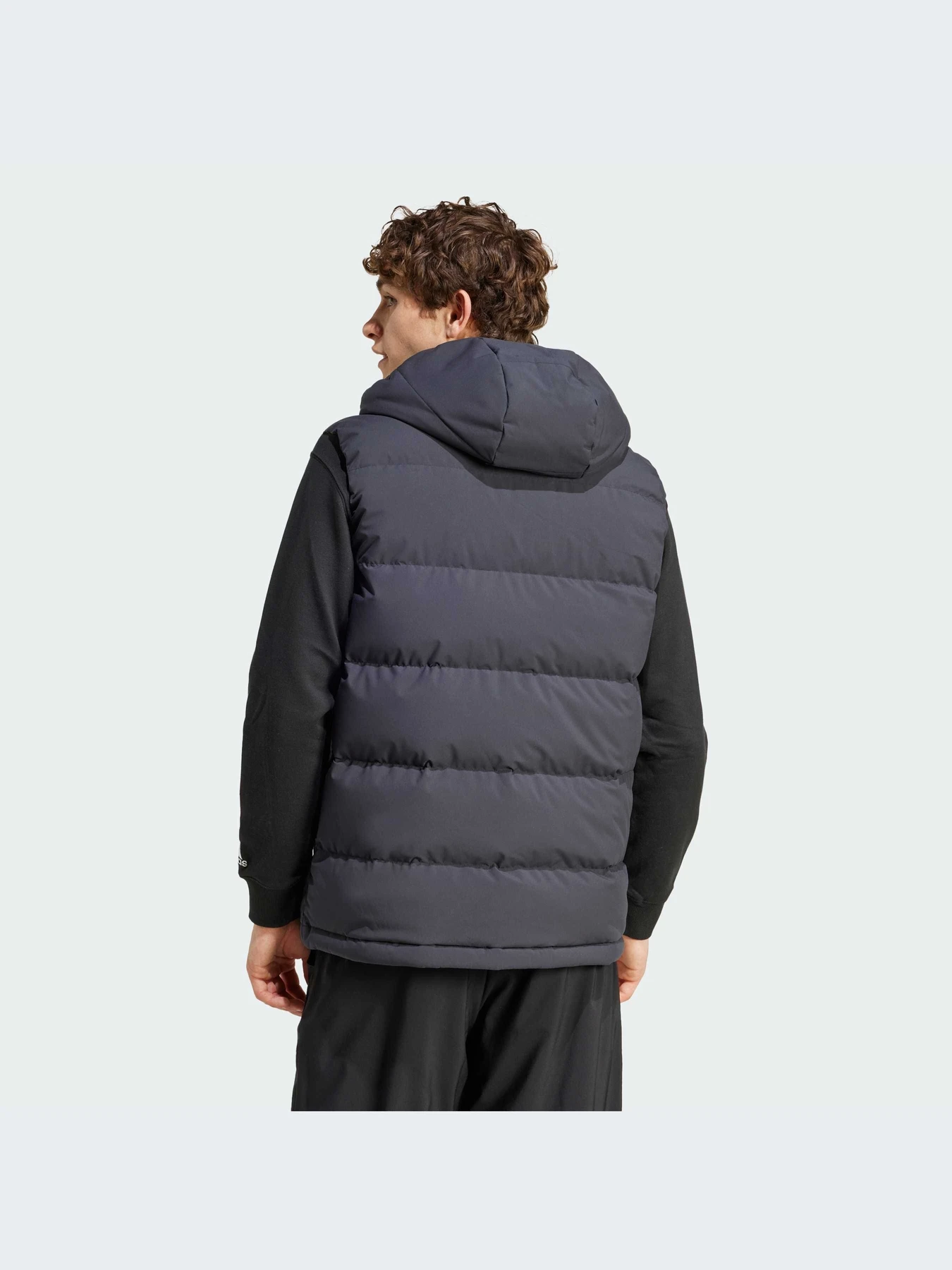 Куртки та дублянки Adidas модель IX8113 Куртки та дублянки Adidas модель IX8113 Фото