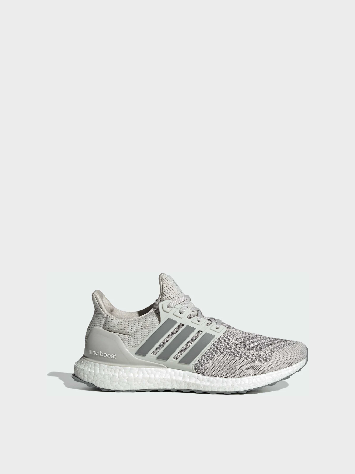Кроссовки Adidas Ultraboost модель IE8976 Кроссовки Adidas Ultraboost модель IE8976 Фото