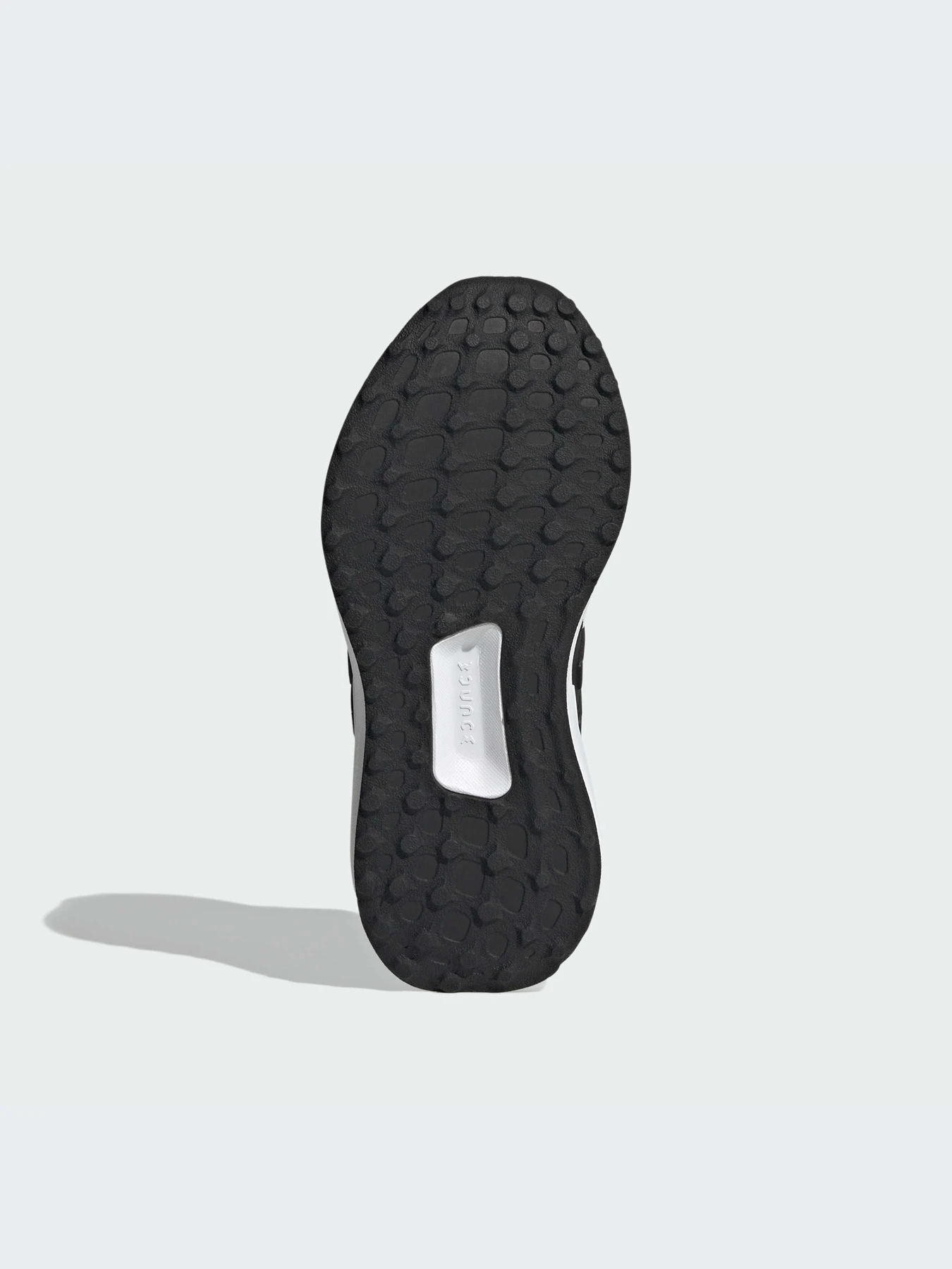 Кроссовки Adidas модель IH4938 Кроссовки Adidas модель IH4938 Фото