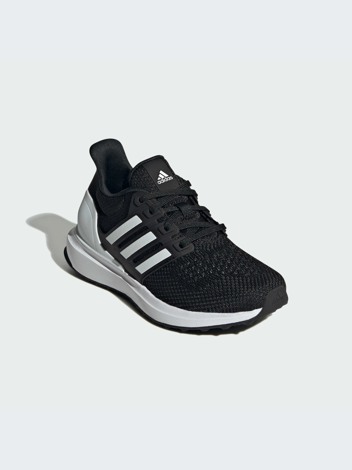 Кроссовки Adidas модель IH4938 Кроссовки Adidas модель IH4938 Фото