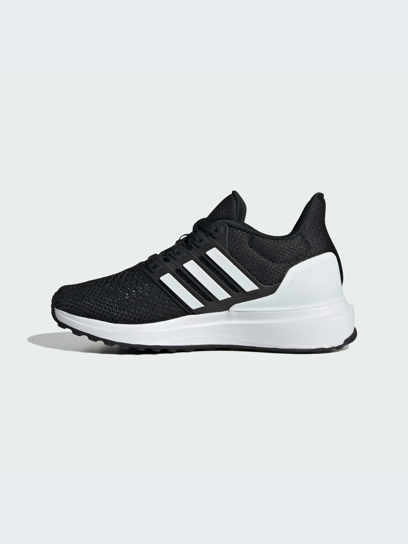 Кроссовки Adidas модель IH4938 Кроссовки Adidas модель IH4938 Фото