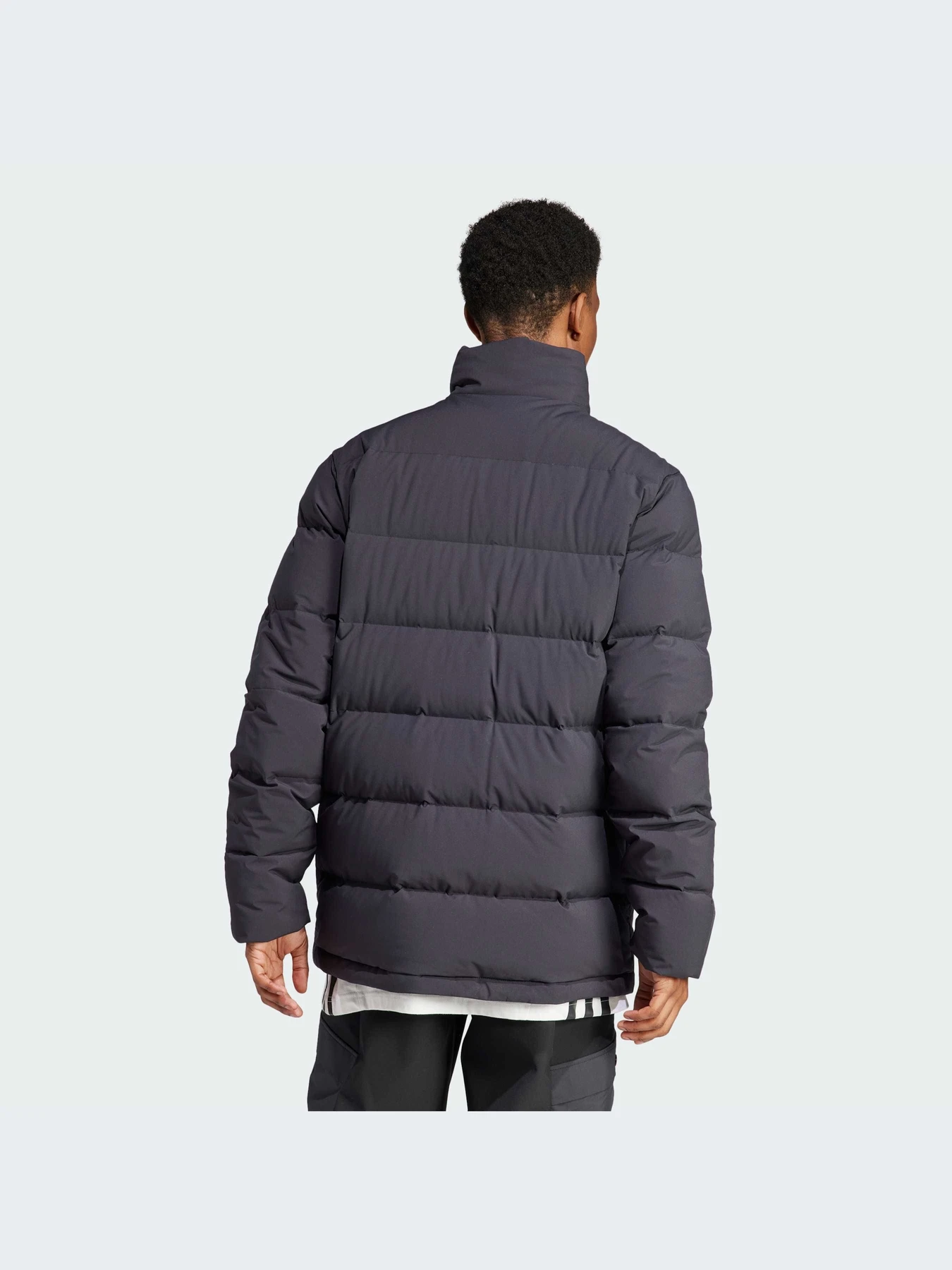 Куртки и дубленки Adidas модель IK3186 Куртки и дубленки Adidas модель IK3186 Фото