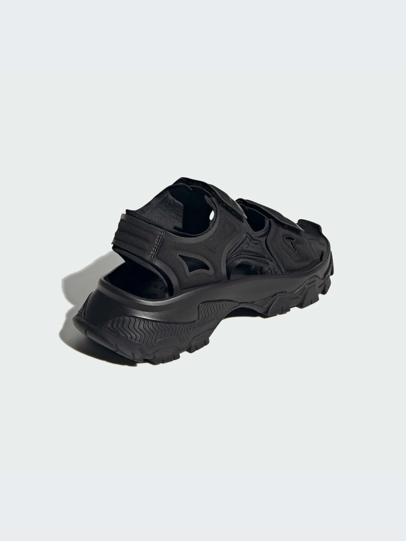 Сандалии Adidas модель IE3540 Сандалии Adidas модель IE3540 Фото