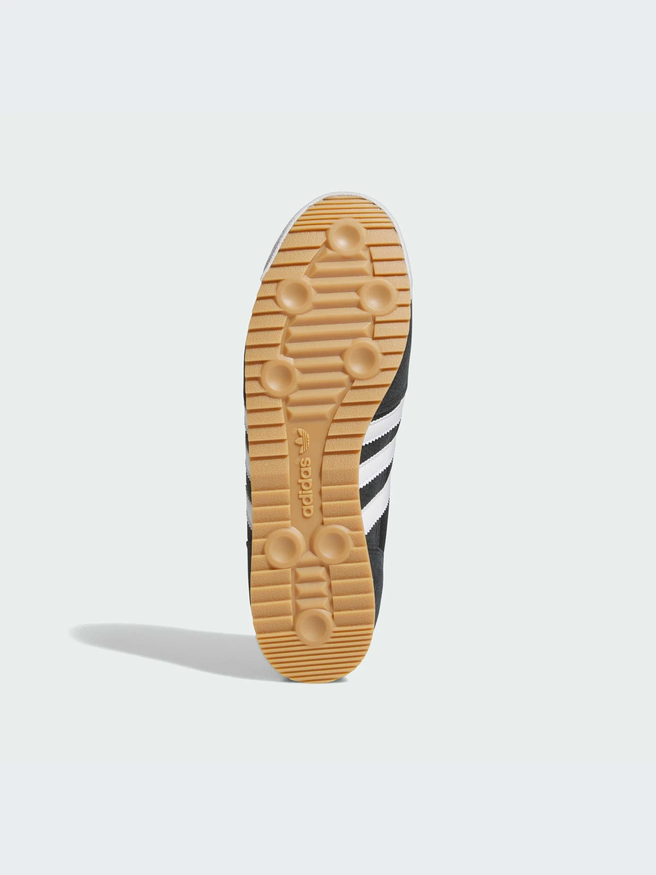 Кроссовки Adidas модель IH1324 Кроссовки Adidas модель IH1324 Фото