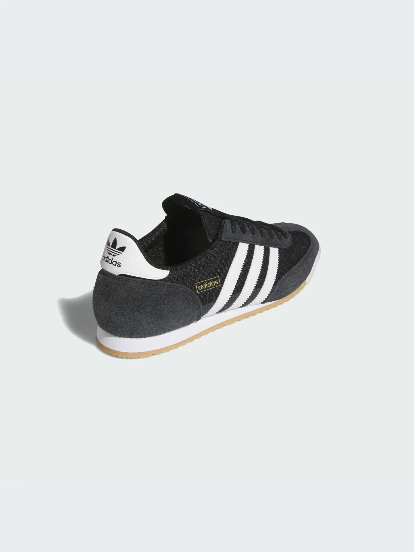 Кроссовки Adidas модель IH1324 Кроссовки Adidas модель IH1324 Фото