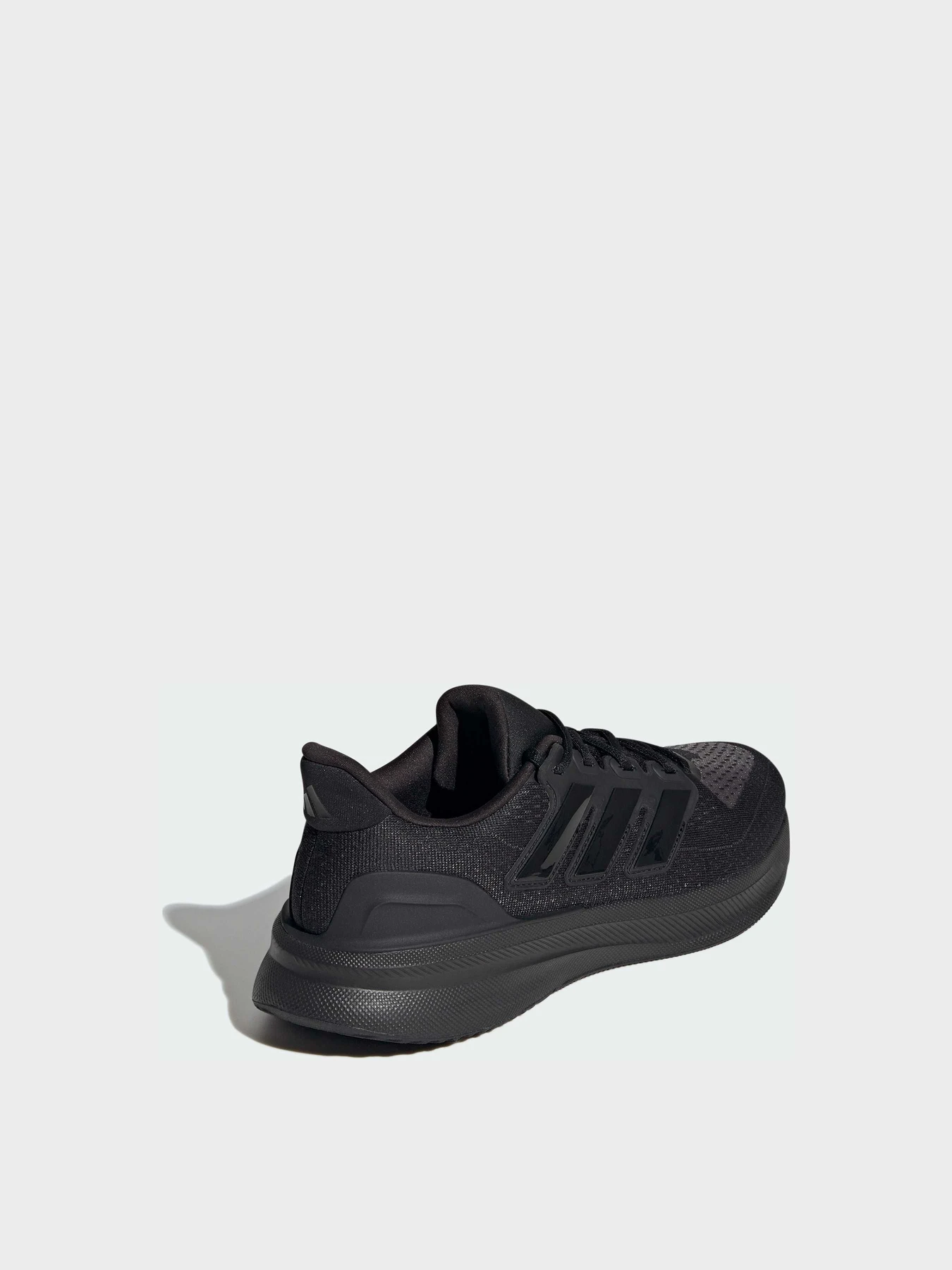 Кроссовки Adidas модель IH2640 Кроссовки Adidas модель IH2640 Фото