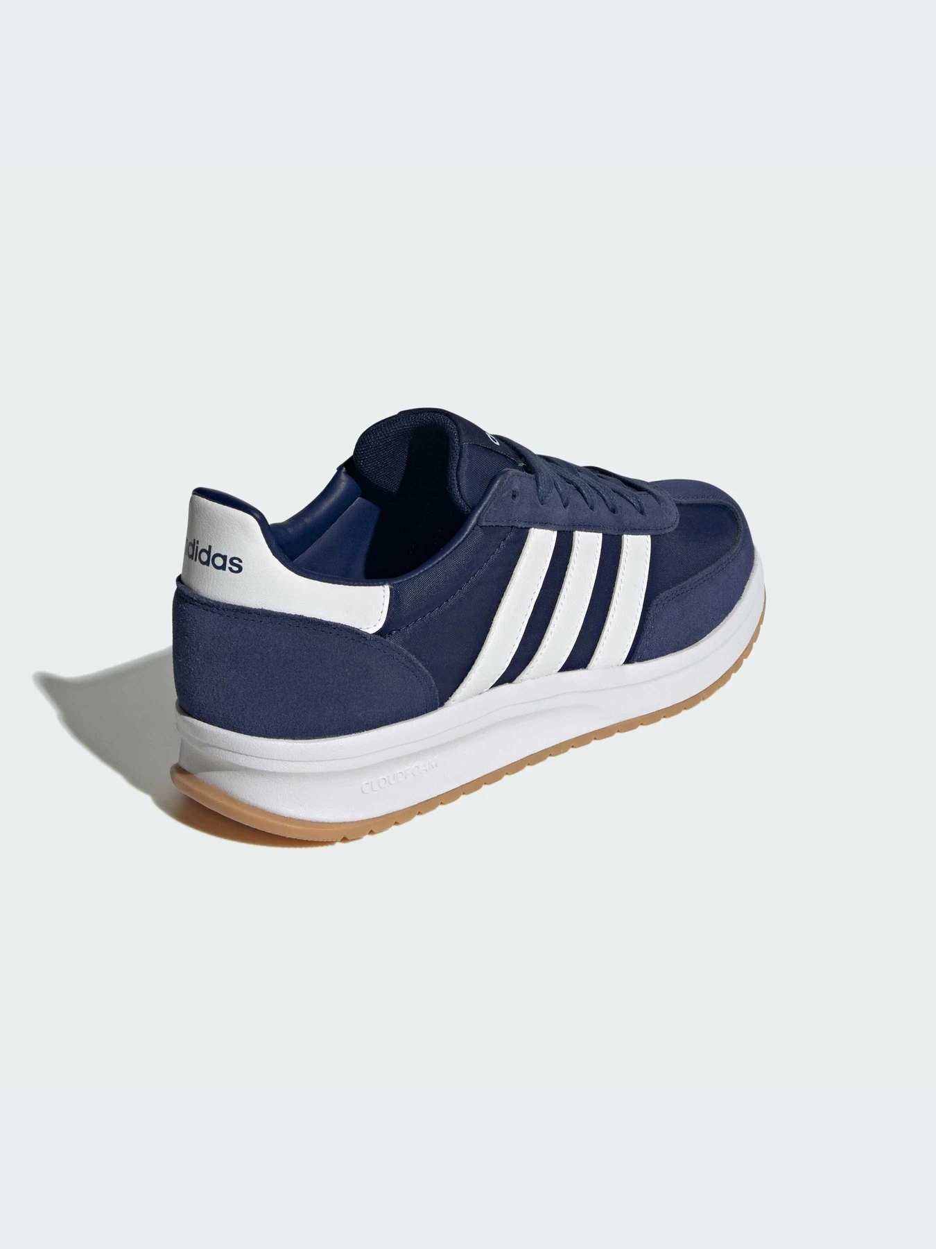 Кроссовки Adidas модель IH8586 Кроссовки Adidas модель IH8586 Фото