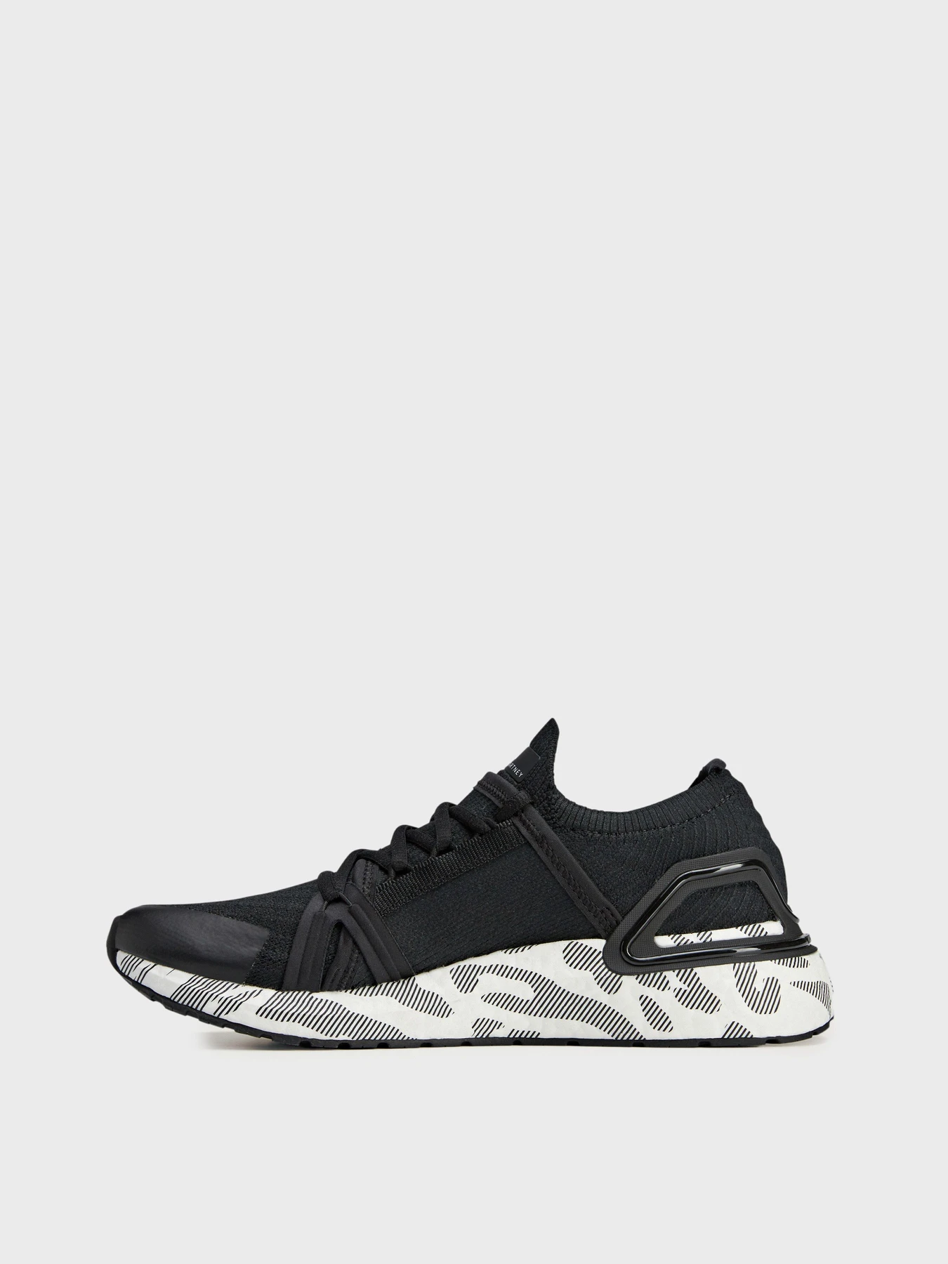 Кросівки Adidas Ultraboost модель IH0087 Фото