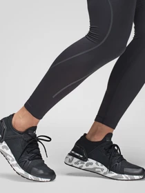 Кросівки Adidas Ultraboost модель IH0087 Фото