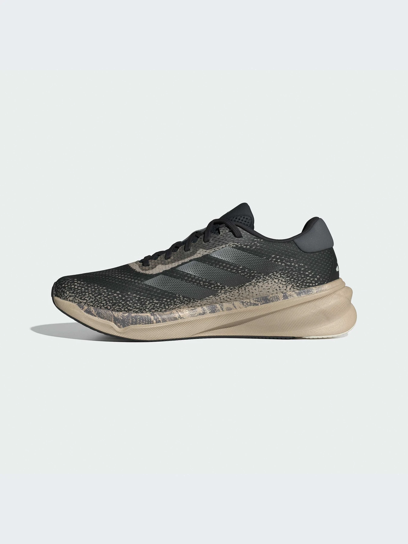 Кроссовки Adidas Supernova модель IE1074 Кроссовки Adidas Supernova модель IE1074 Фото