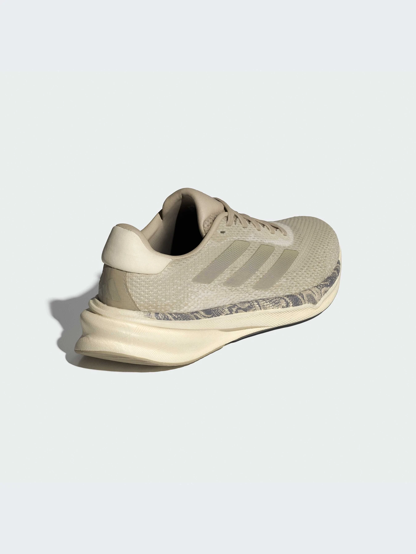 Кросівки Adidas Supernova модель IE1070 Фото