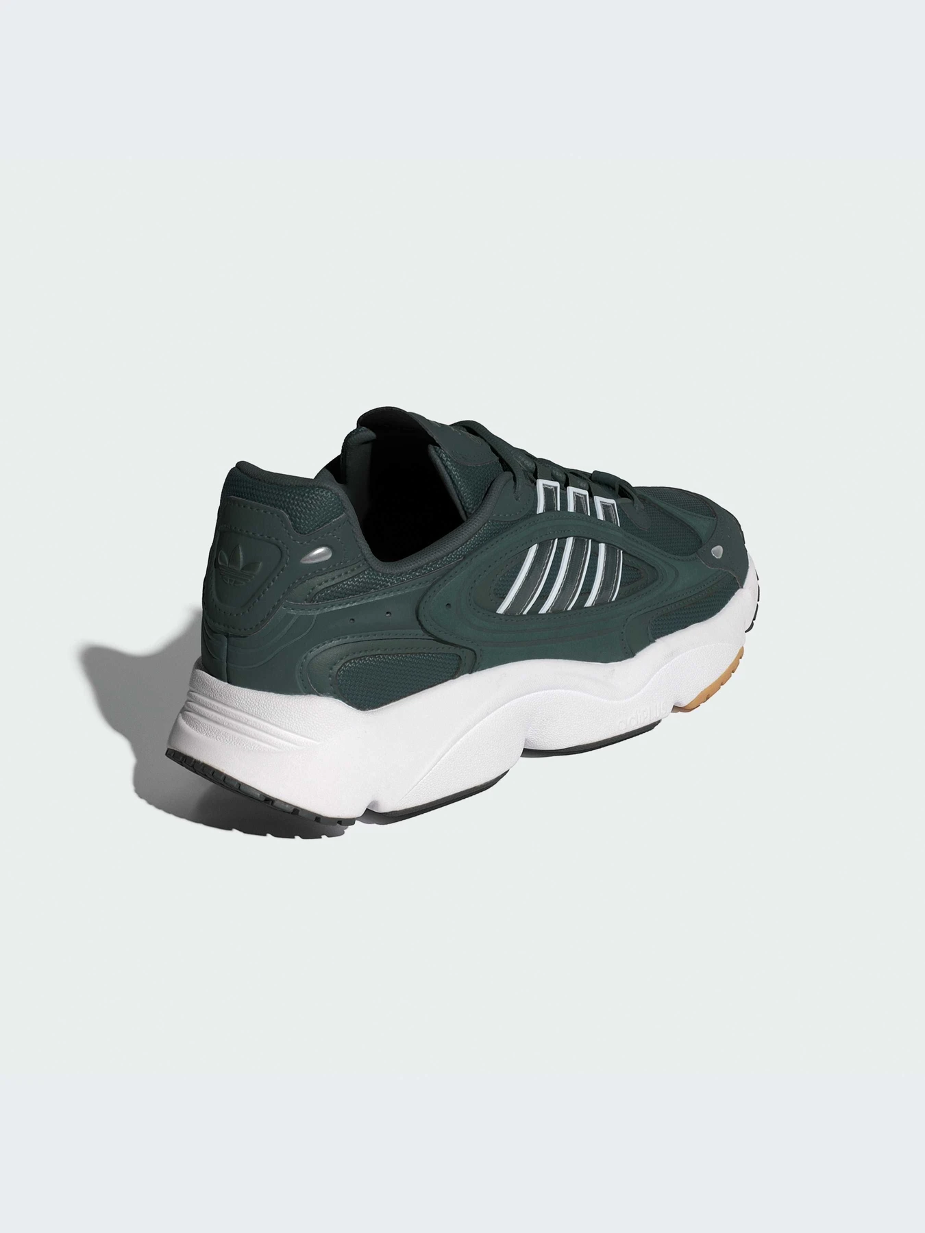 Кроссовки Adidas Ozweego модель IF9596 Кроссовки Adidas Ozweego модель IF9596 Фото