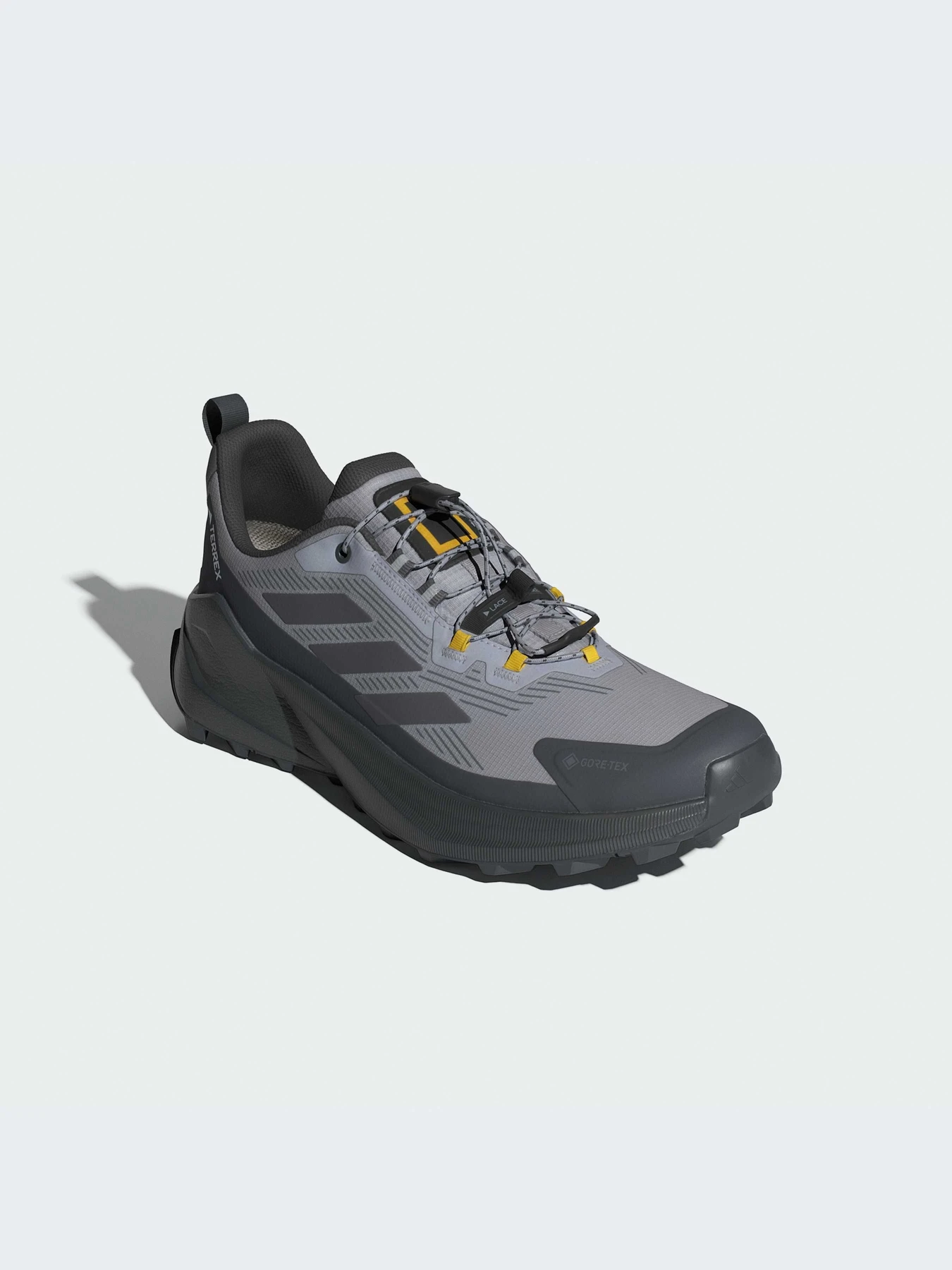 Кроссовки Adidas модель IH5009 Кроссовки Adidas модель IH5009 Фото