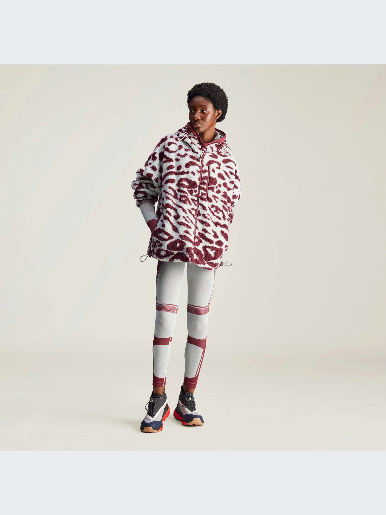 Куртки и дубленки Adidas модель IW3841 Фото