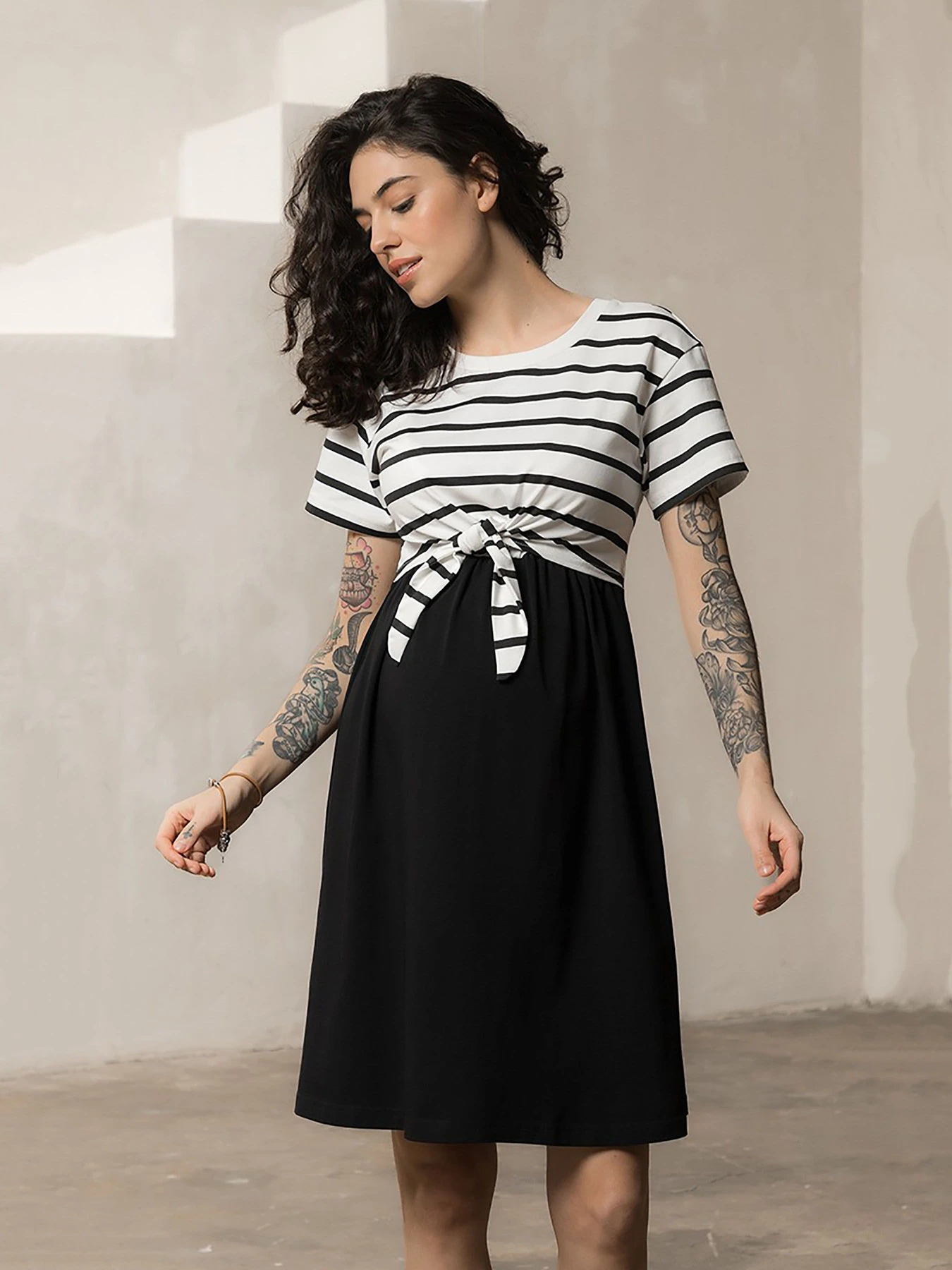 Сукні Yula mama Becky модель BeckyDR-24.031BlackYLMMDR Сукні Yula mama Becky модель BeckyDR-24.031BlackYLMMDR Фото