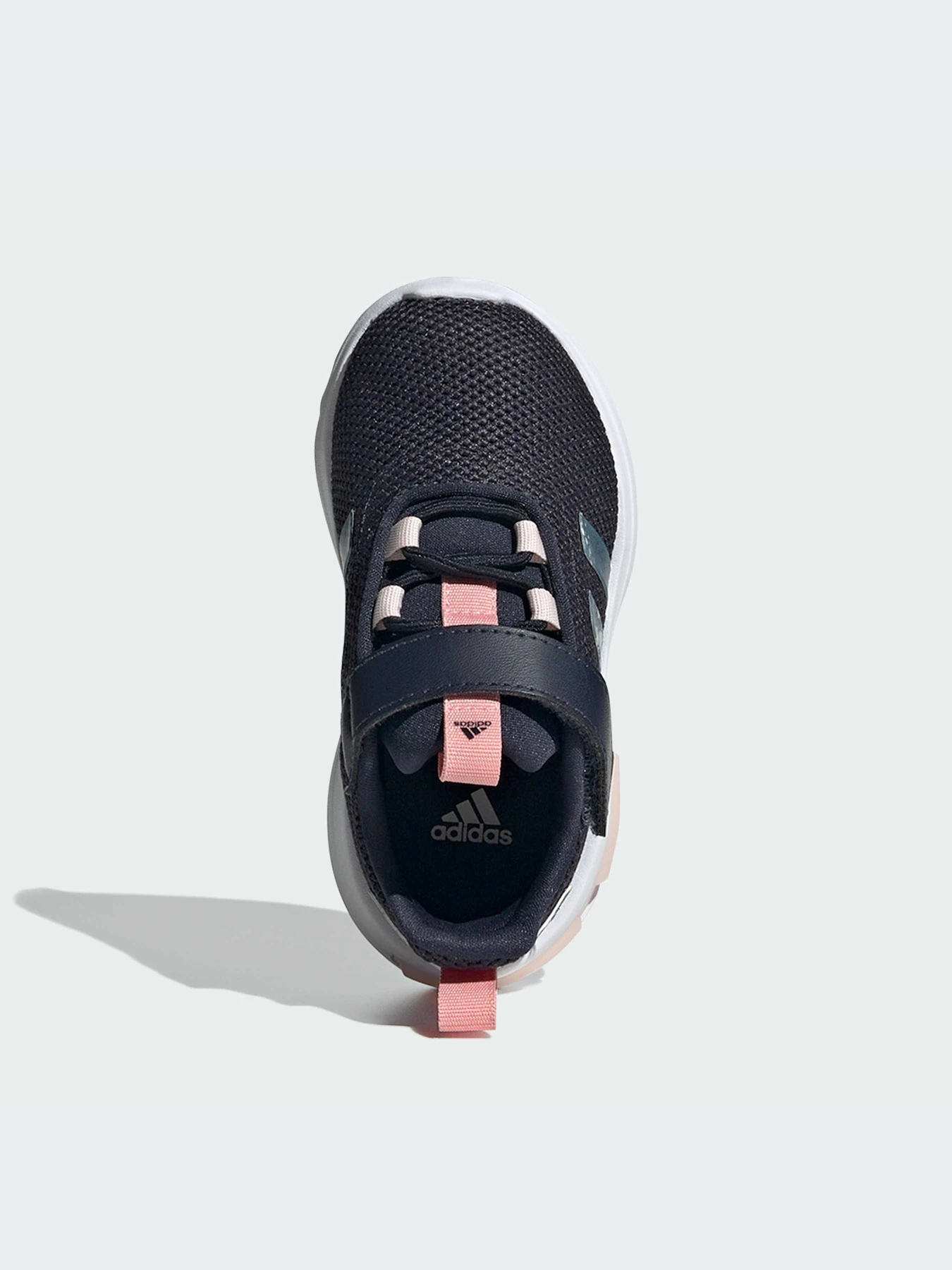 Кросівки Adidas Racer модель IE6418 Кросівки Adidas Racer модель IE6418 Фото