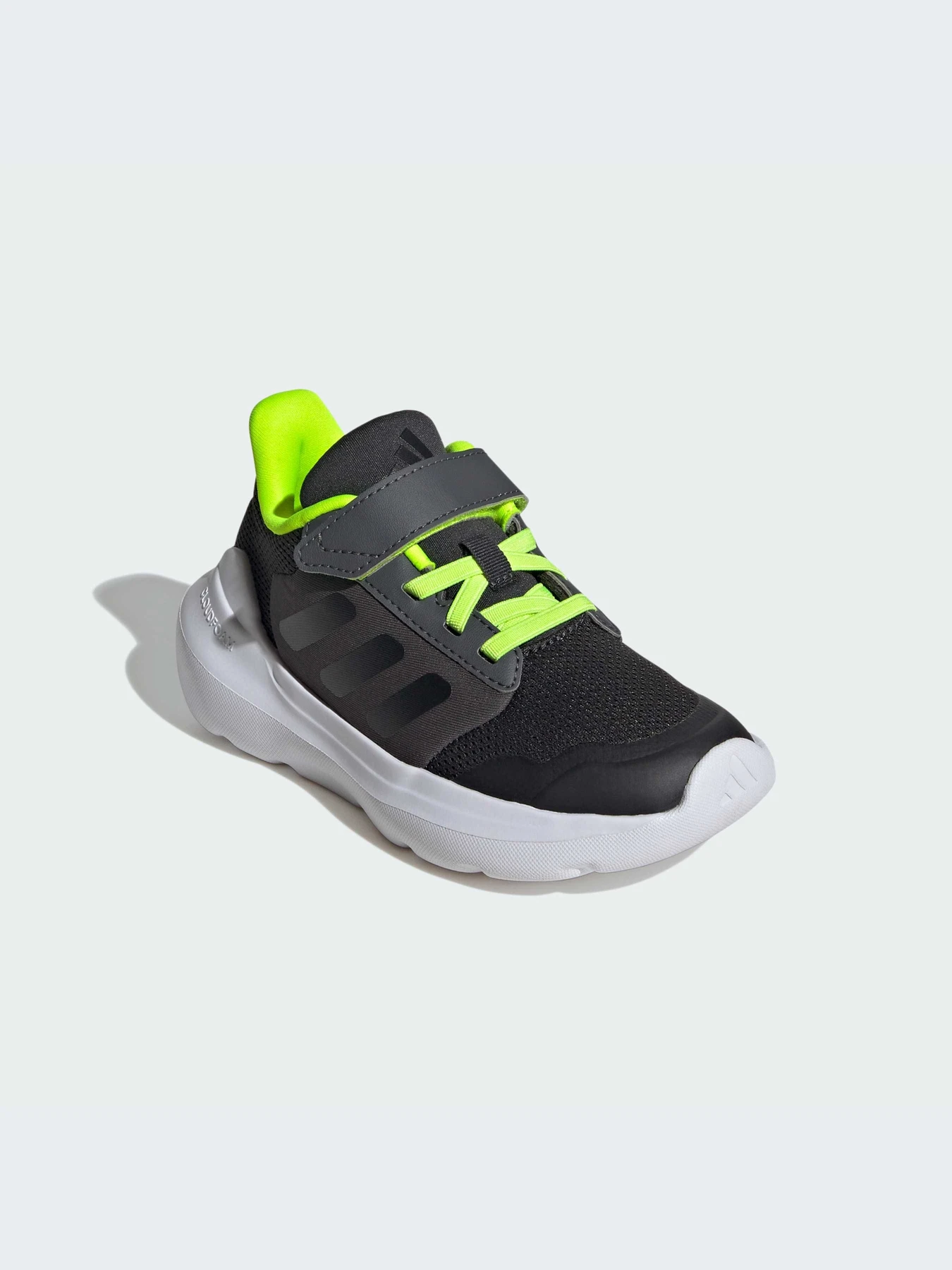Кроссовки Adidas модель IE5987 Кроссовки Adidas модель IE5987 Фото