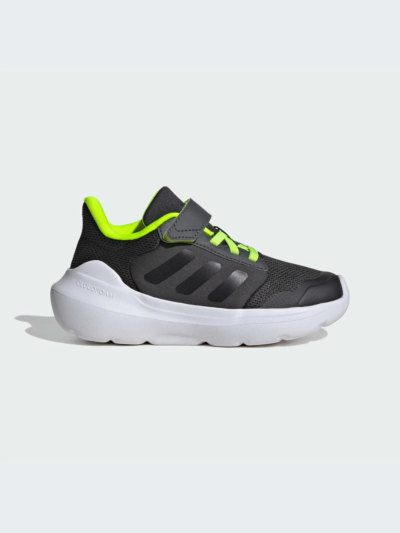Кроссовки Adidas модель IE5987 Кроссовки Adidas модель IE5987 Фото