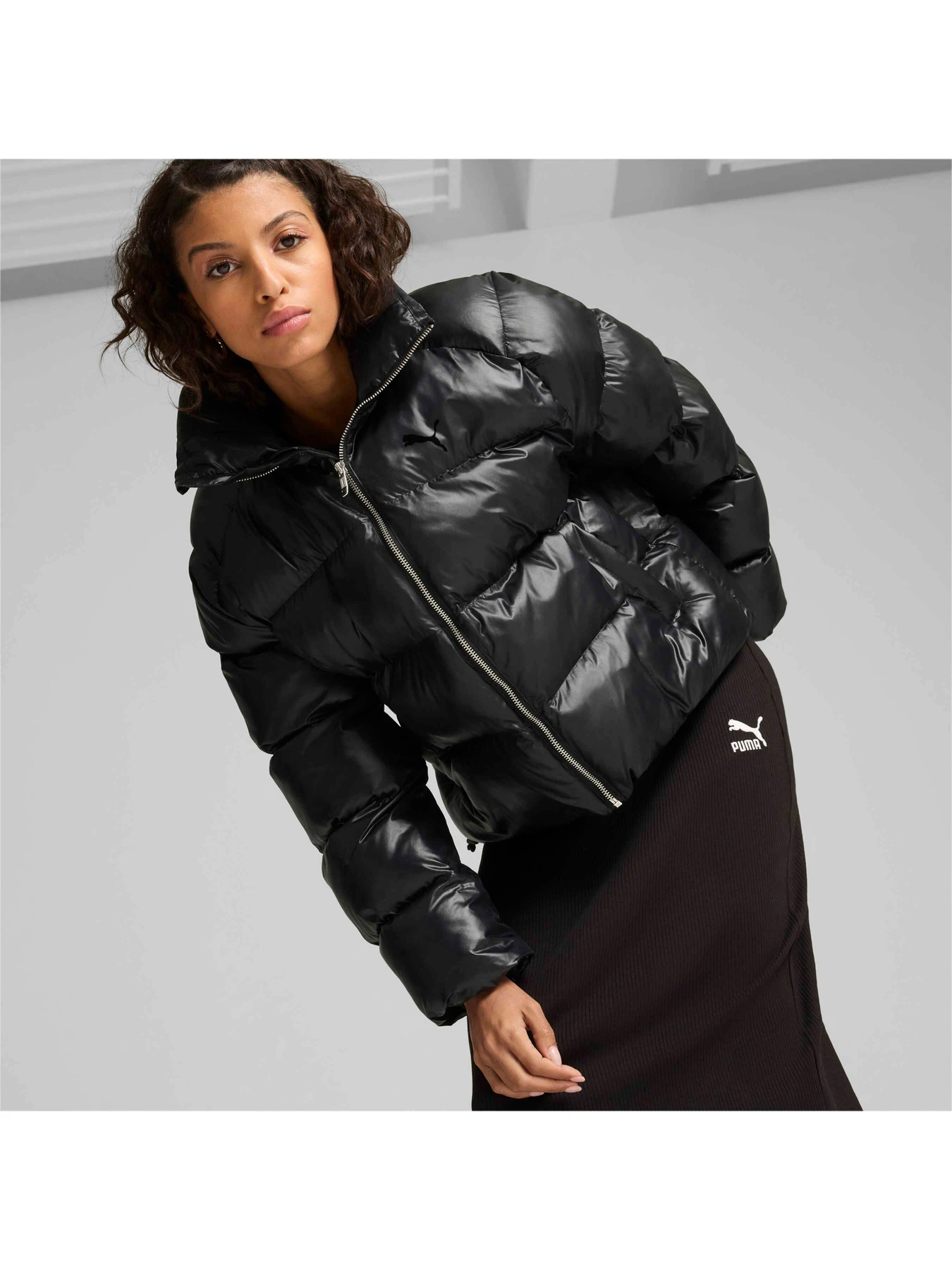 Куртки и дубленки PUMA Shiny Puffer Jacket модель 626514 Фото