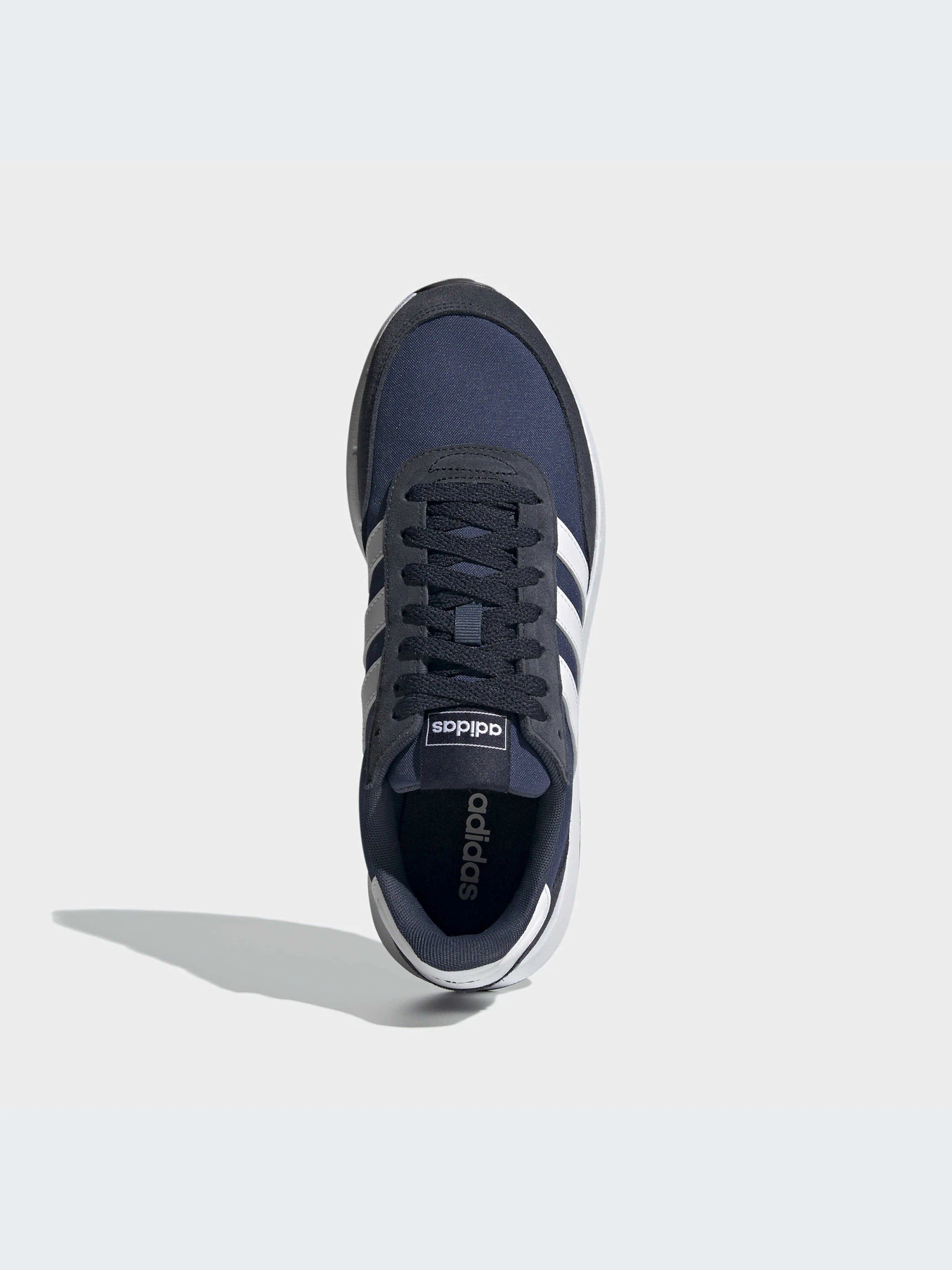 Кроссовки Adidas модель FZ0962 Кроссовки Adidas модель FZ0962 Фото