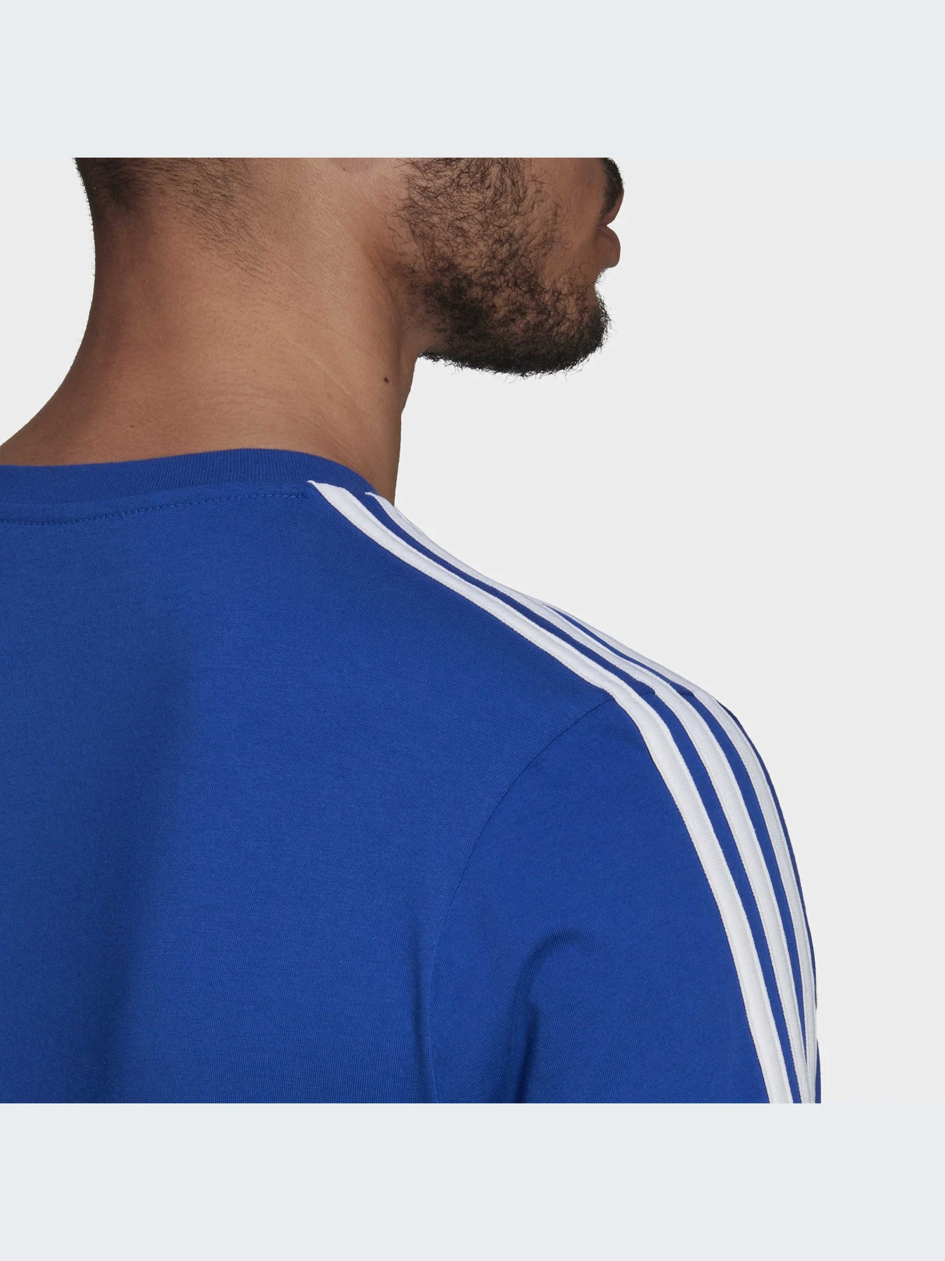 Футболки і поло Adidas модель HE4410 Футболки і поло Adidas модель HE4410 Фото
