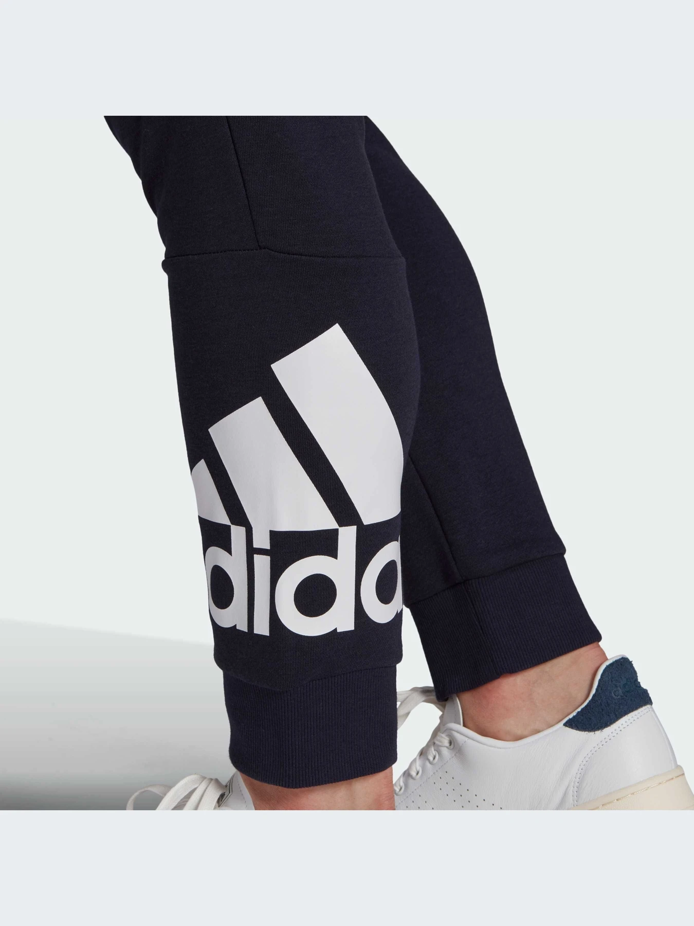 Брюки Adidas модель GK8979 Фото