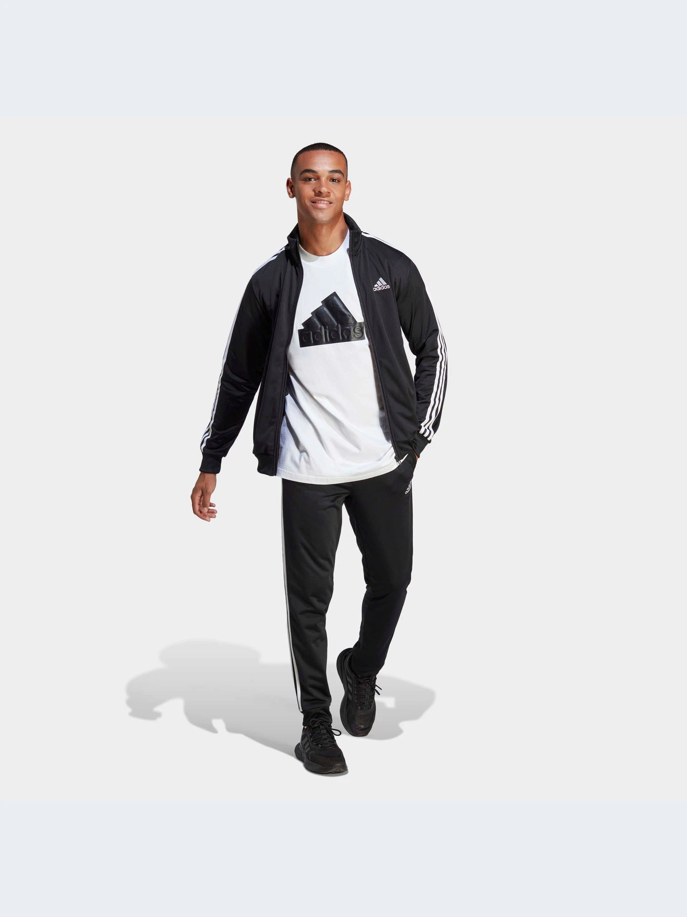 Костюмы Adidas модель IC6747 Фото