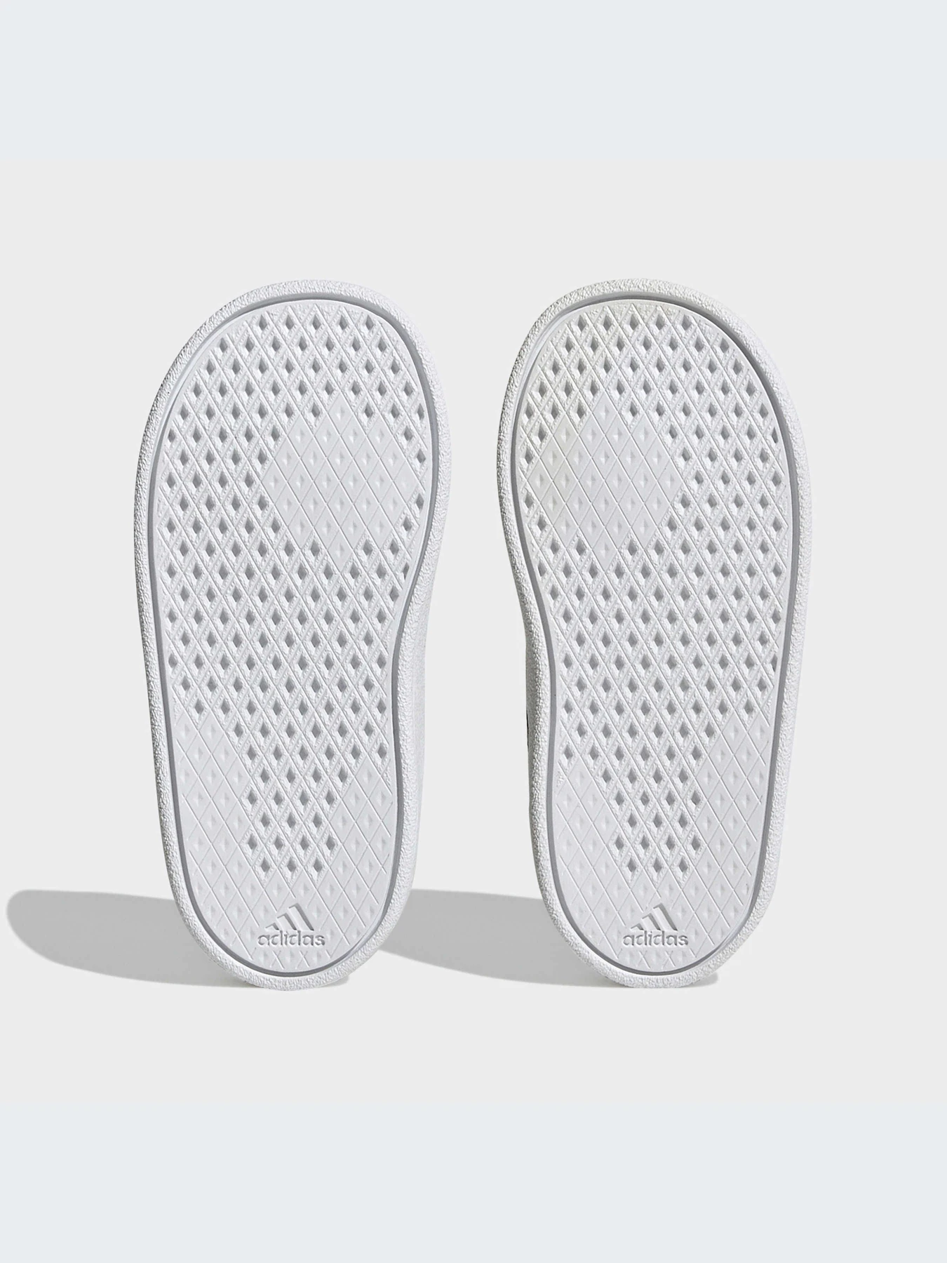 Кроссовки Adidas модель HP8970 Фото