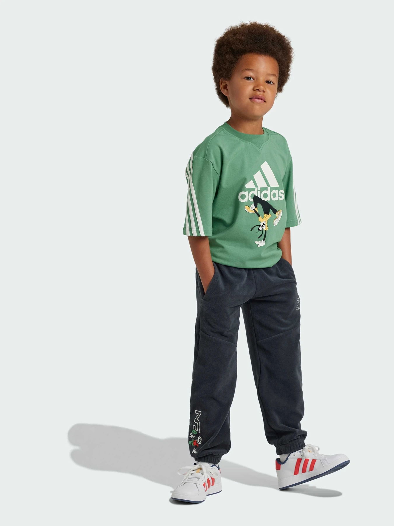 Брюки Adidas x Disney модель IV9626 Брюки Adidas x Disney модель IV9626 Фото