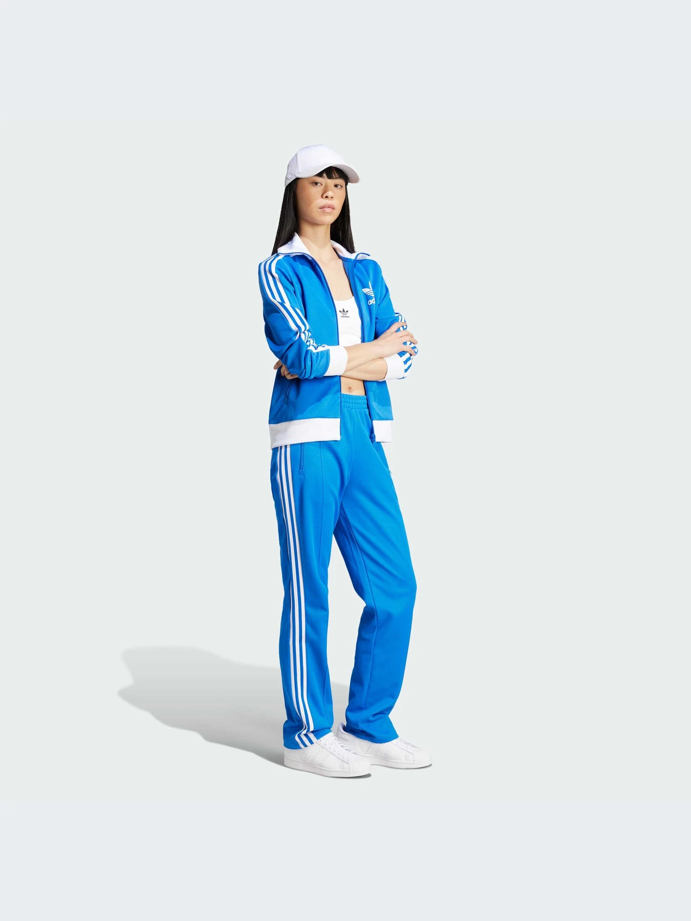 Худи и свитшоты Adidas Adicolor модель IY2223 Фото