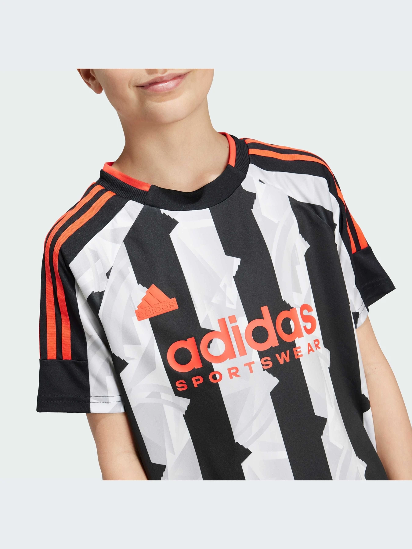 Футболки и поло Adidas Tiro модель IW0909 Фото