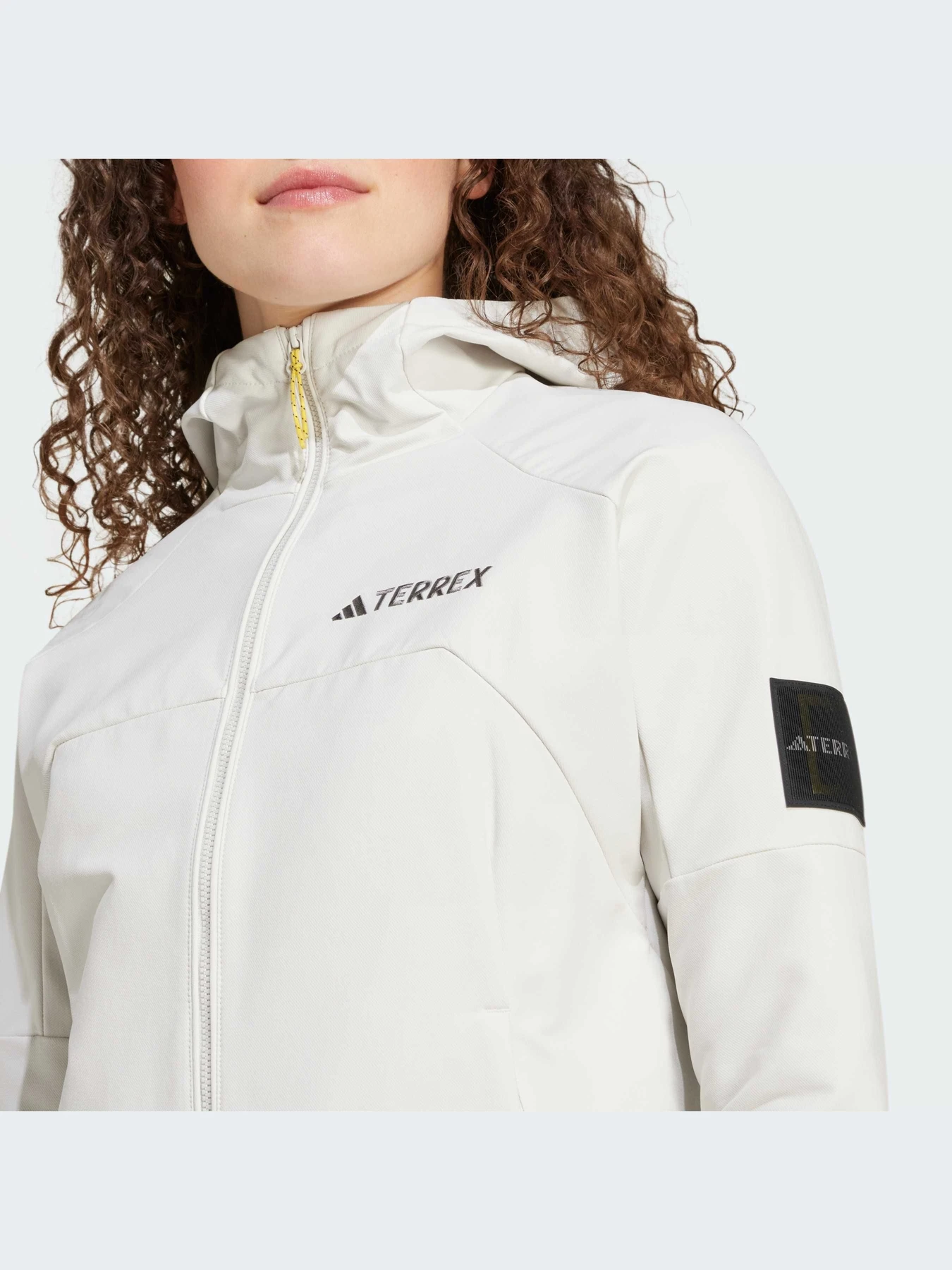 Куртки та дублянки Adidas модель IX5629 Куртки та дублянки Adidas модель IX5629 Фото