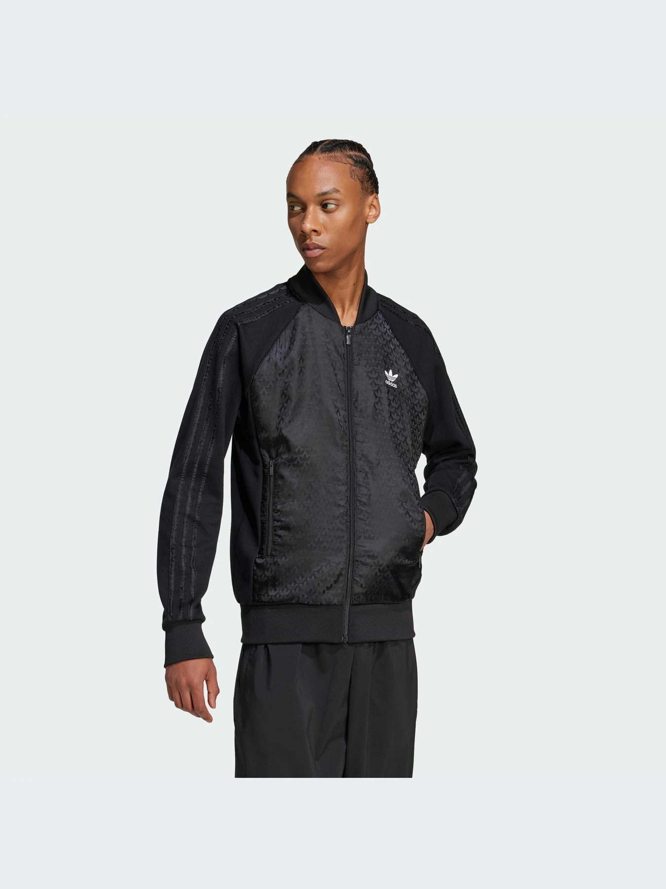 Худи и свитшоты Adidas Graphics модель IZ2541 Худи и свитшоты Adidas Graphics модель IZ2541 Фото