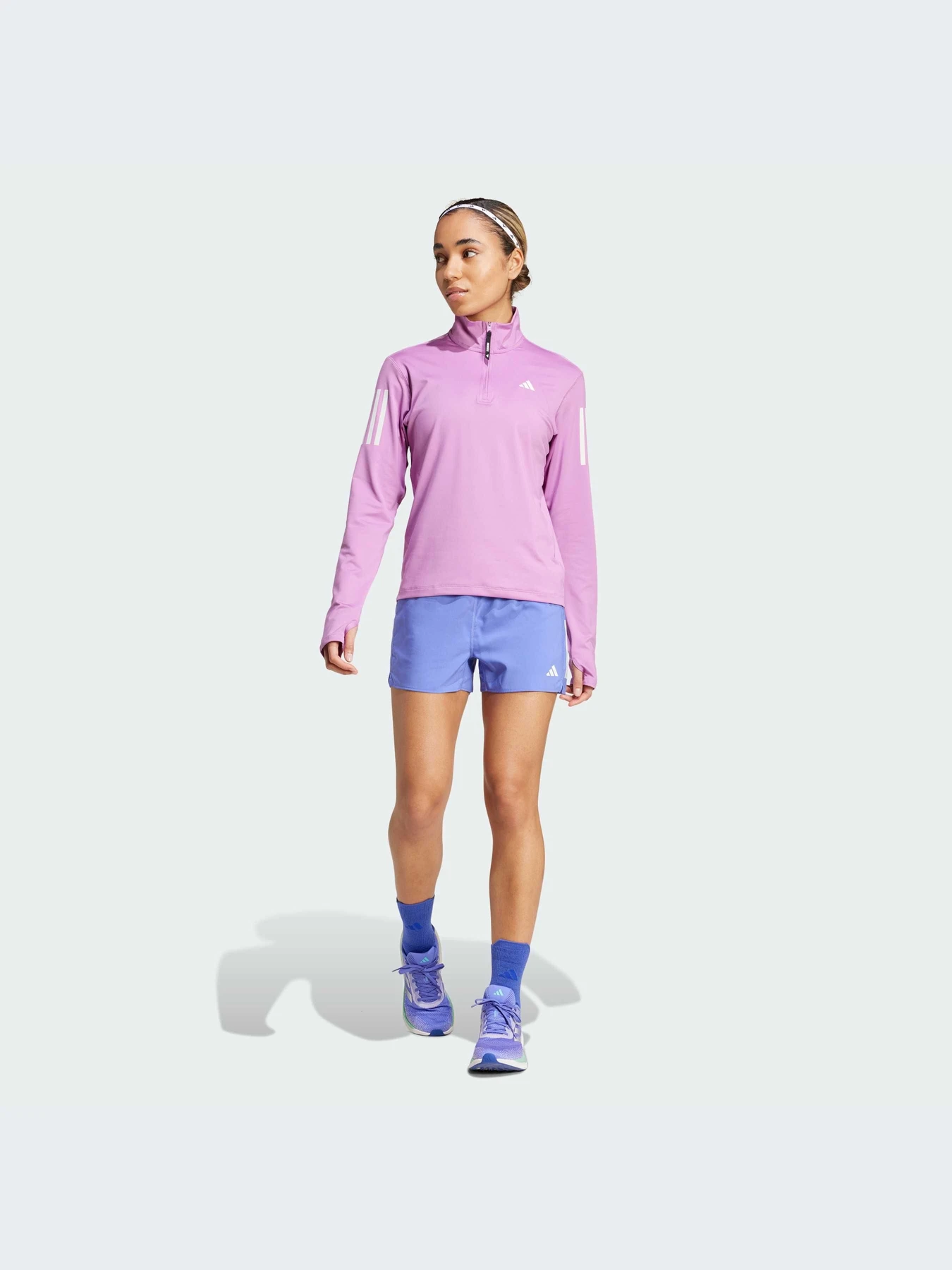 Худи и свитшоты Adidas модель IV5510 Худи и свитшоты Adidas модель IV5510 Фото