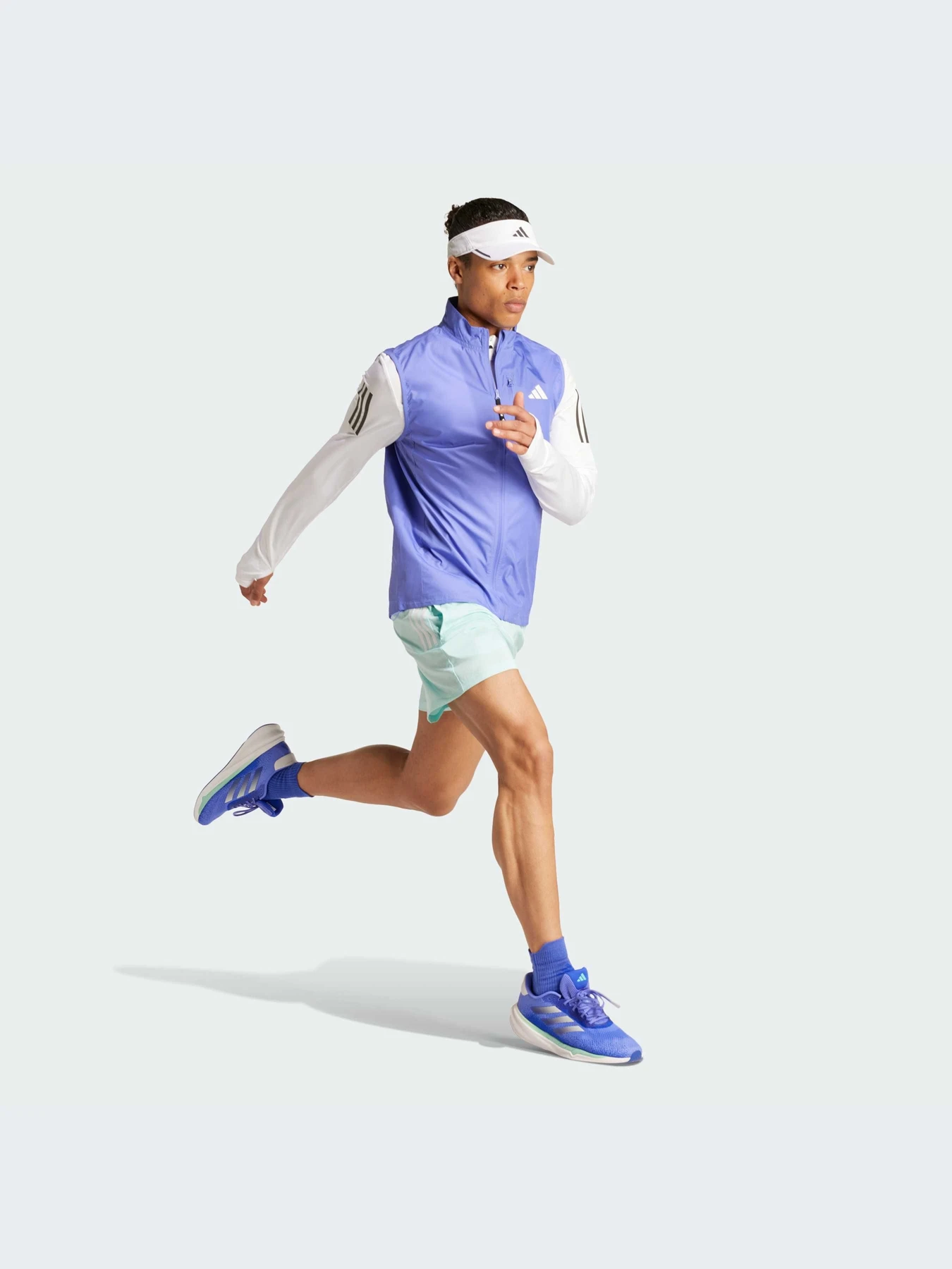Худи и свитшоты Adidas модель IV5423 Худи и свитшоты Adidas модель IV5423 Фото