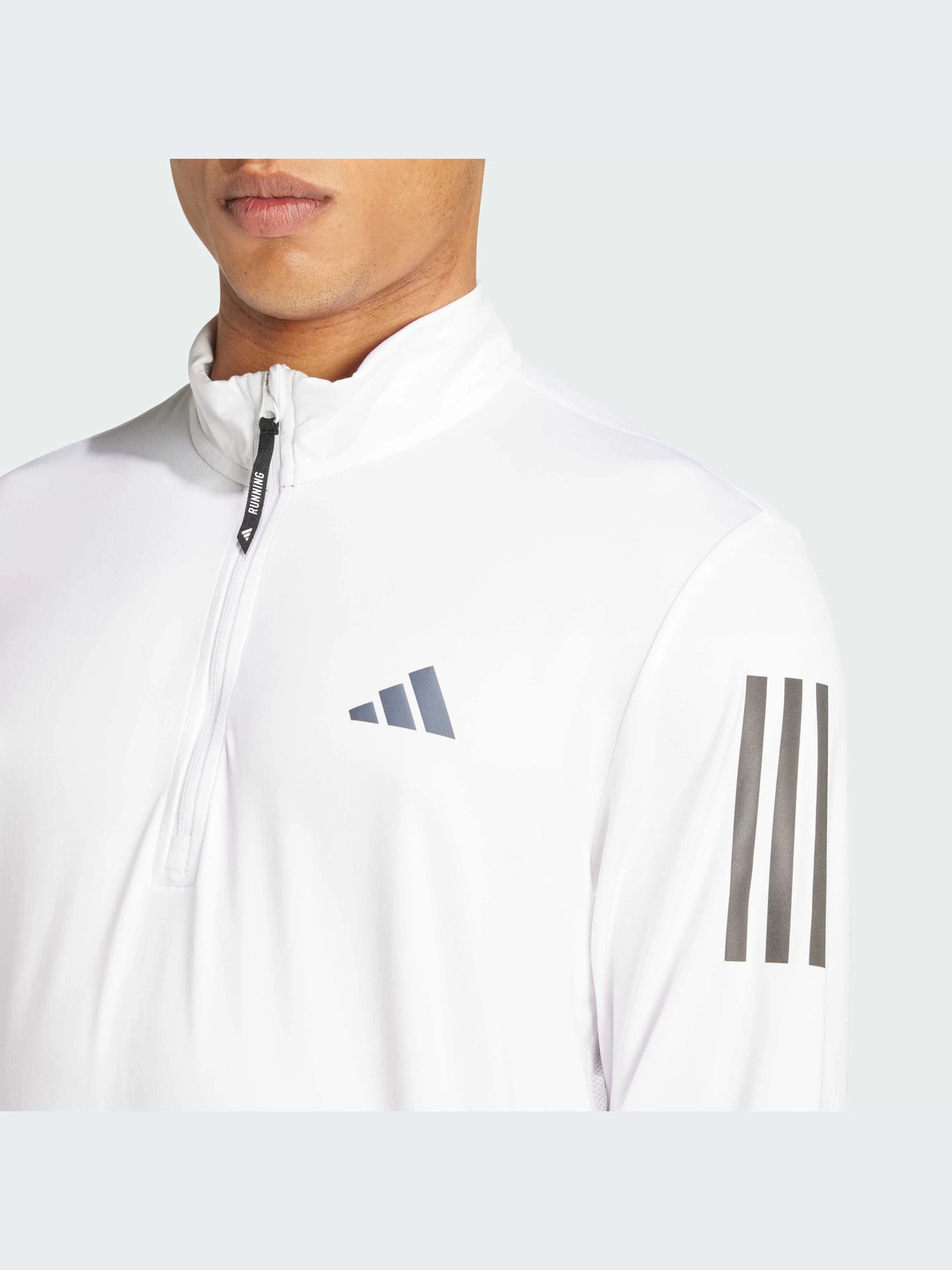 Худи и свитшоты Adidas модель IV5423 Худи и свитшоты Adidas модель IV5423 Фото